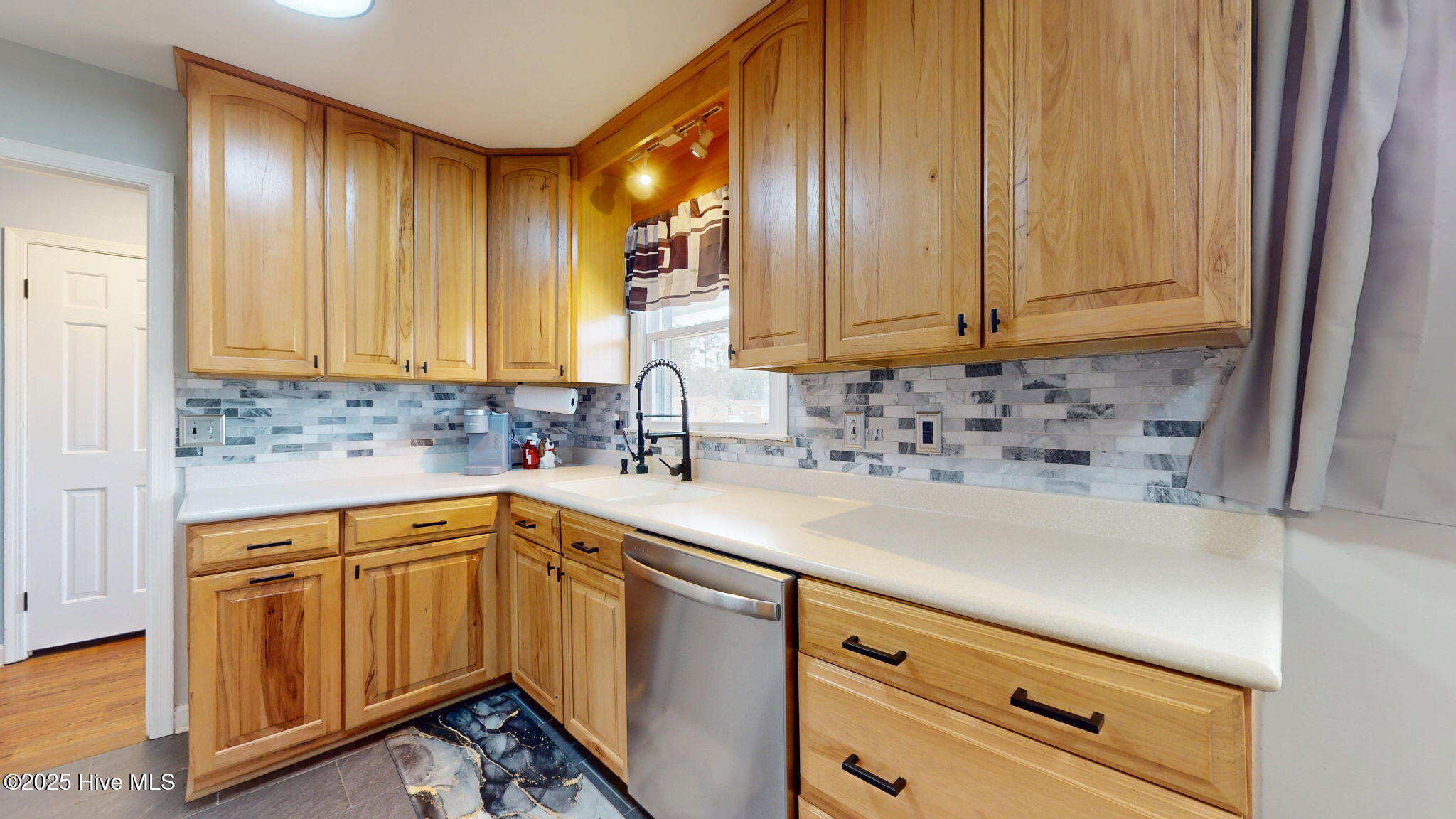 129 Craven Drive Property Photo 16