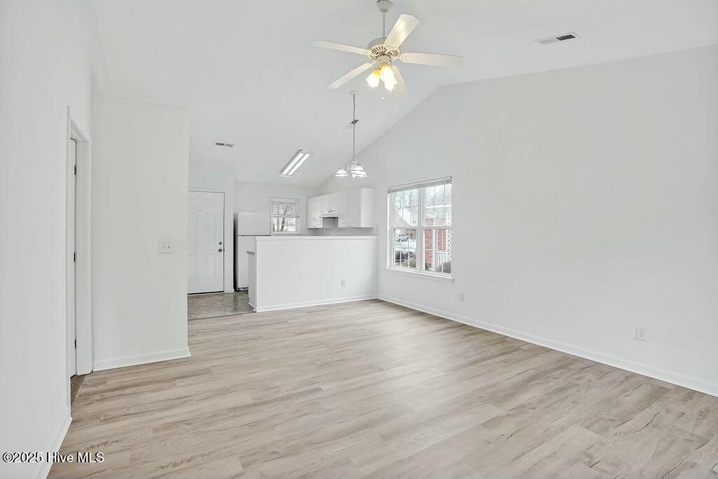 424 Saint Rosea Road Property Photo 6