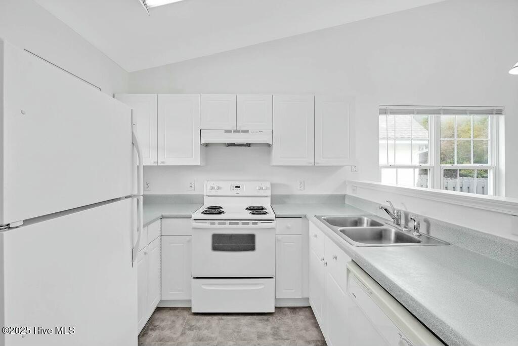 424 Saint Rosea Road Property Photo 8