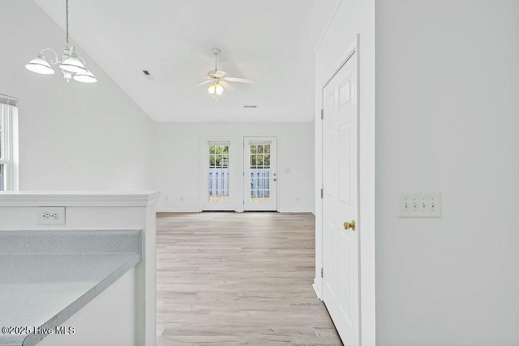 424 Saint Rosea Road Property Photo 14