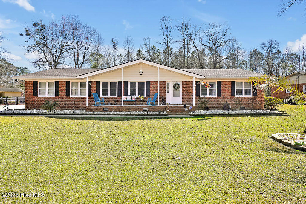 361 Country Club Road Property Photo