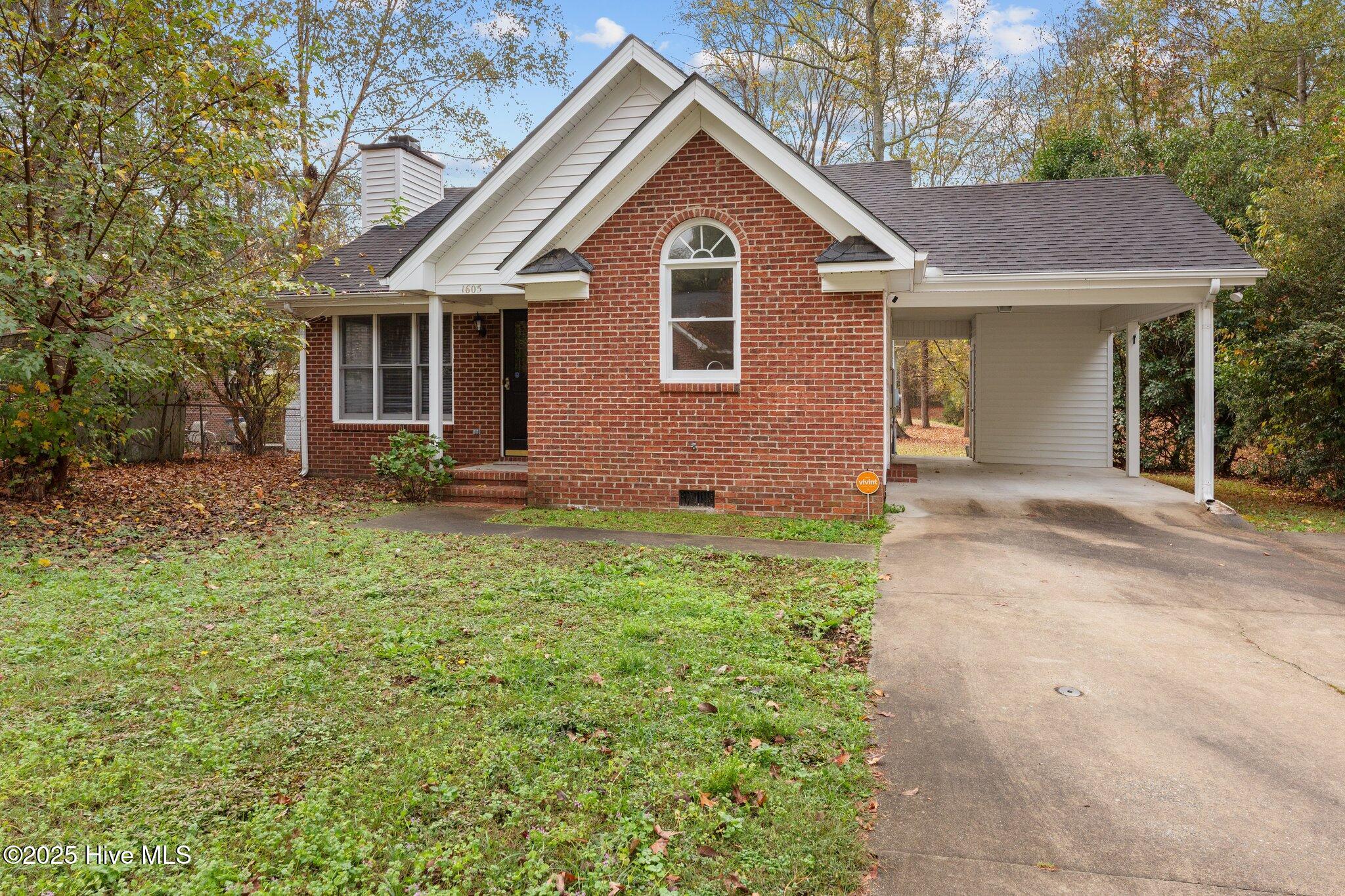1605 Oak Bend Road Property Photo