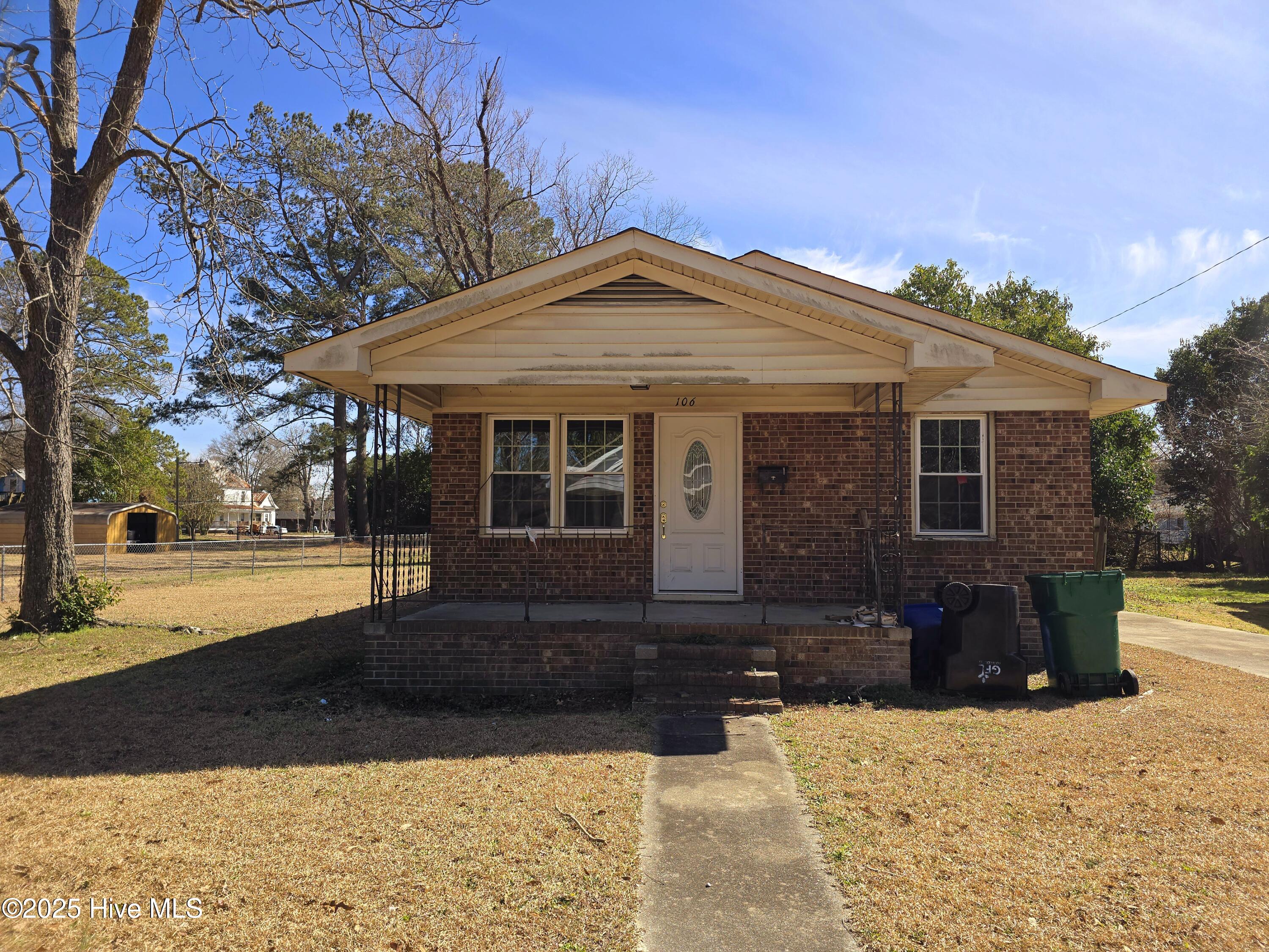 106 Beech Street Property Photo