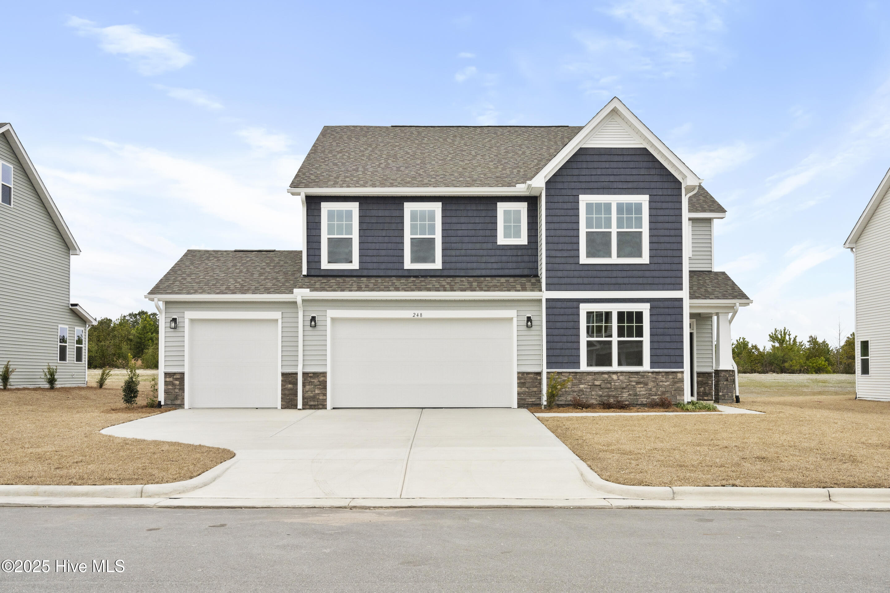 Hayden Place Real Estate Listings Main Image