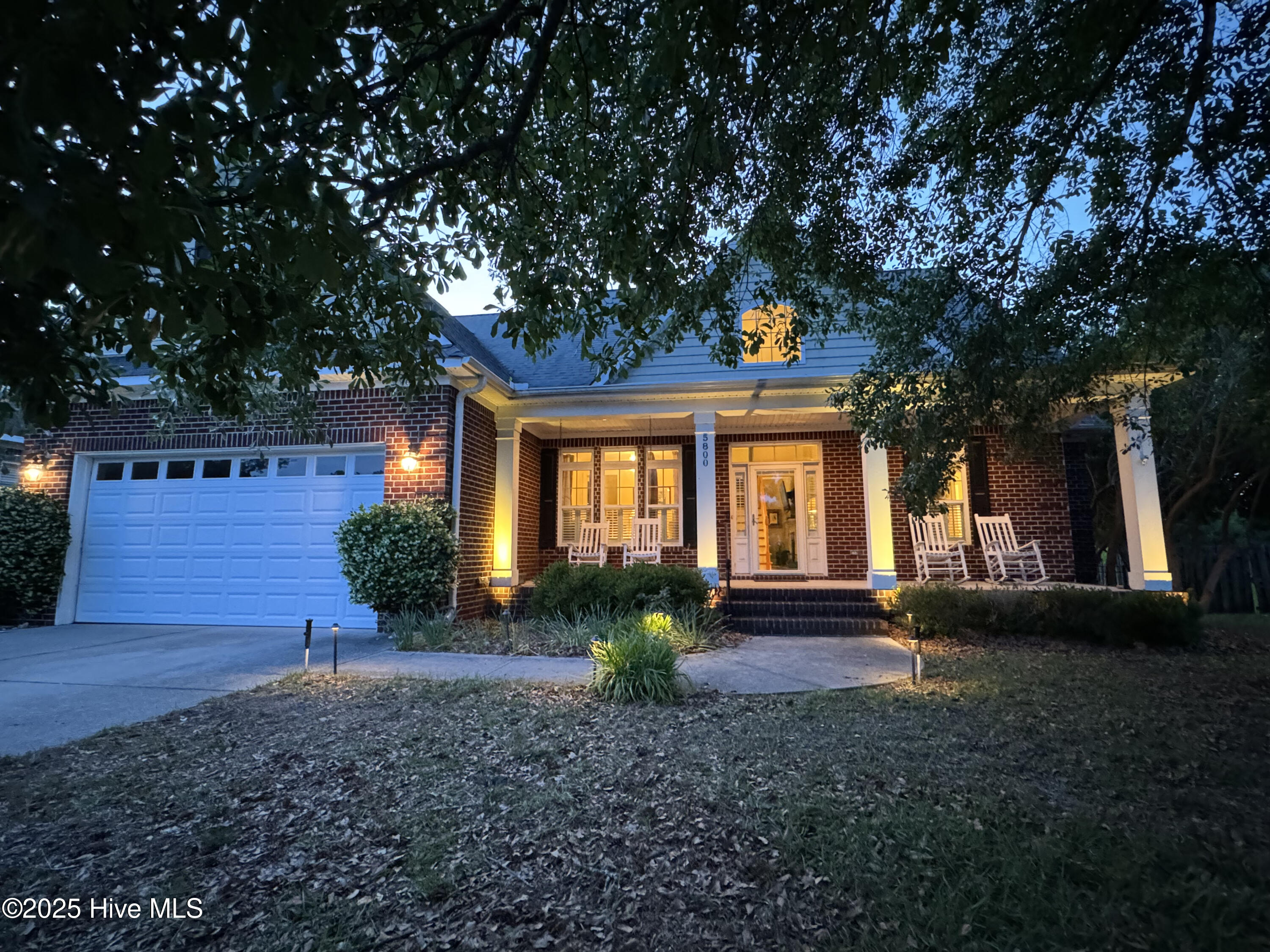 5800 Neelys Court Property Photo 1