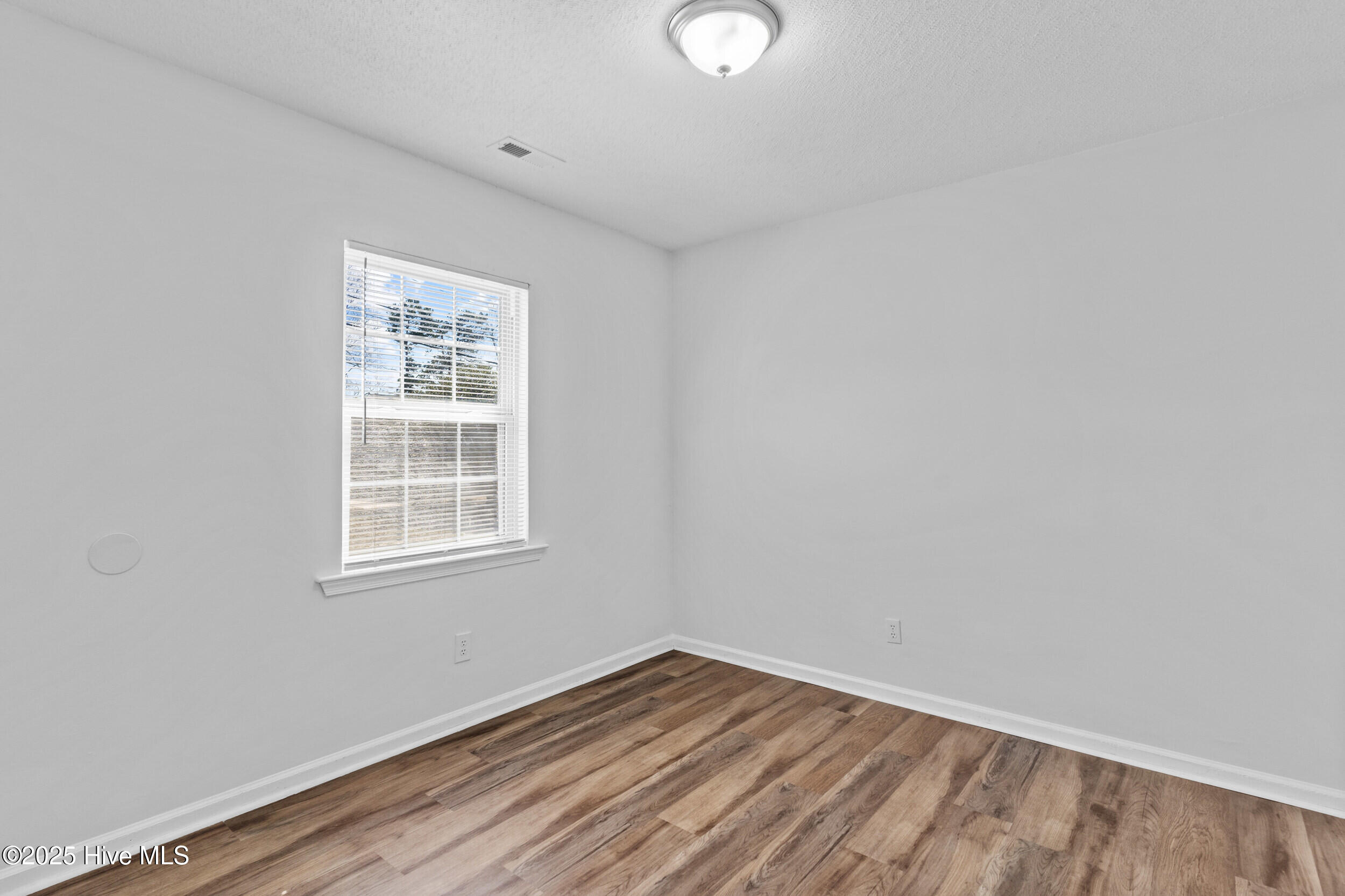 2322 Indian Drive Property Photo 21