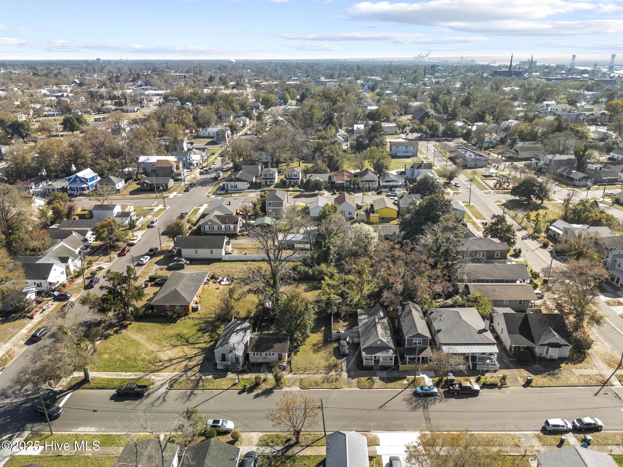 824 Hanover Street Property Photo 10