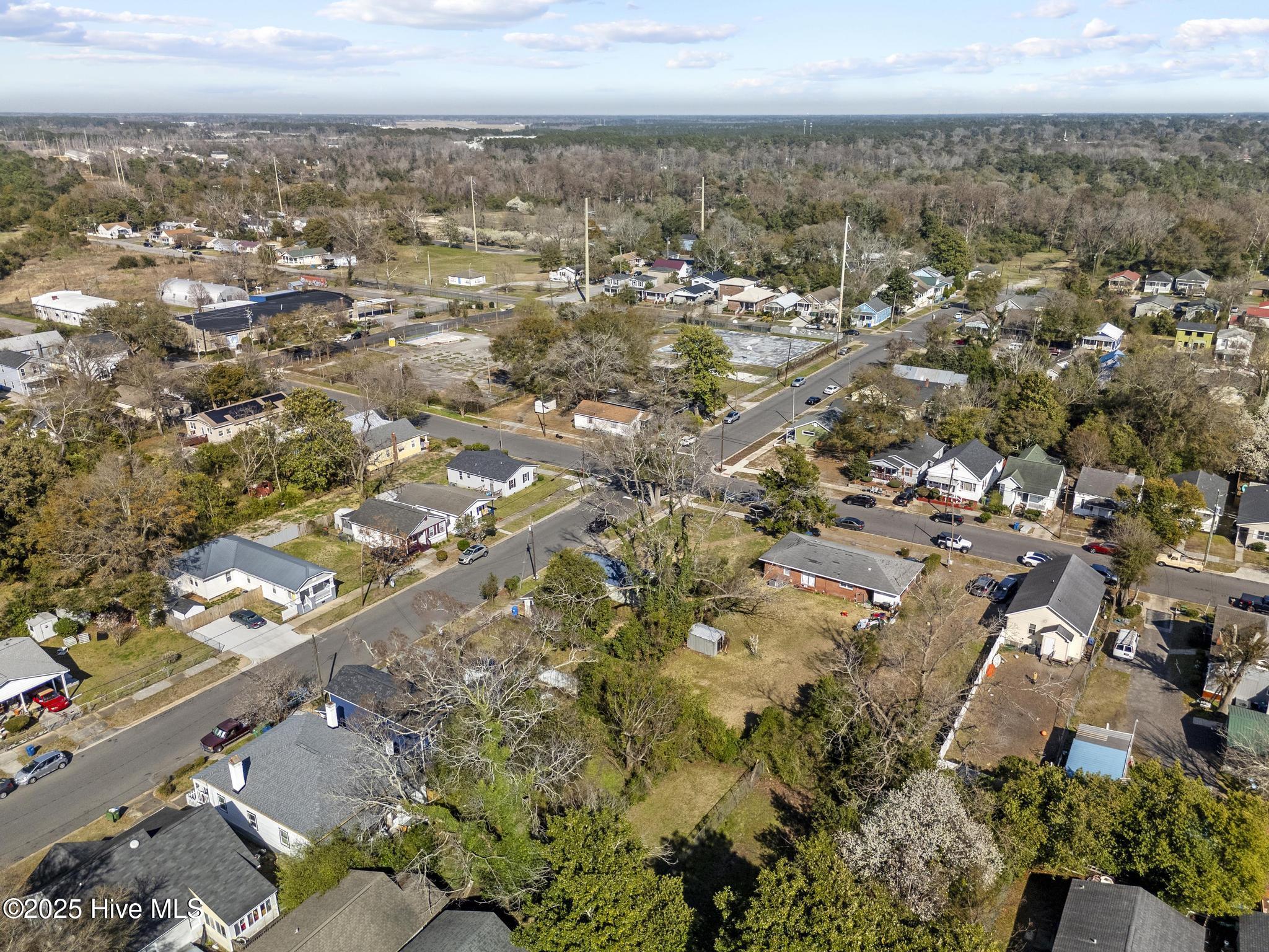 824 Hanover Street Property Photo 16
