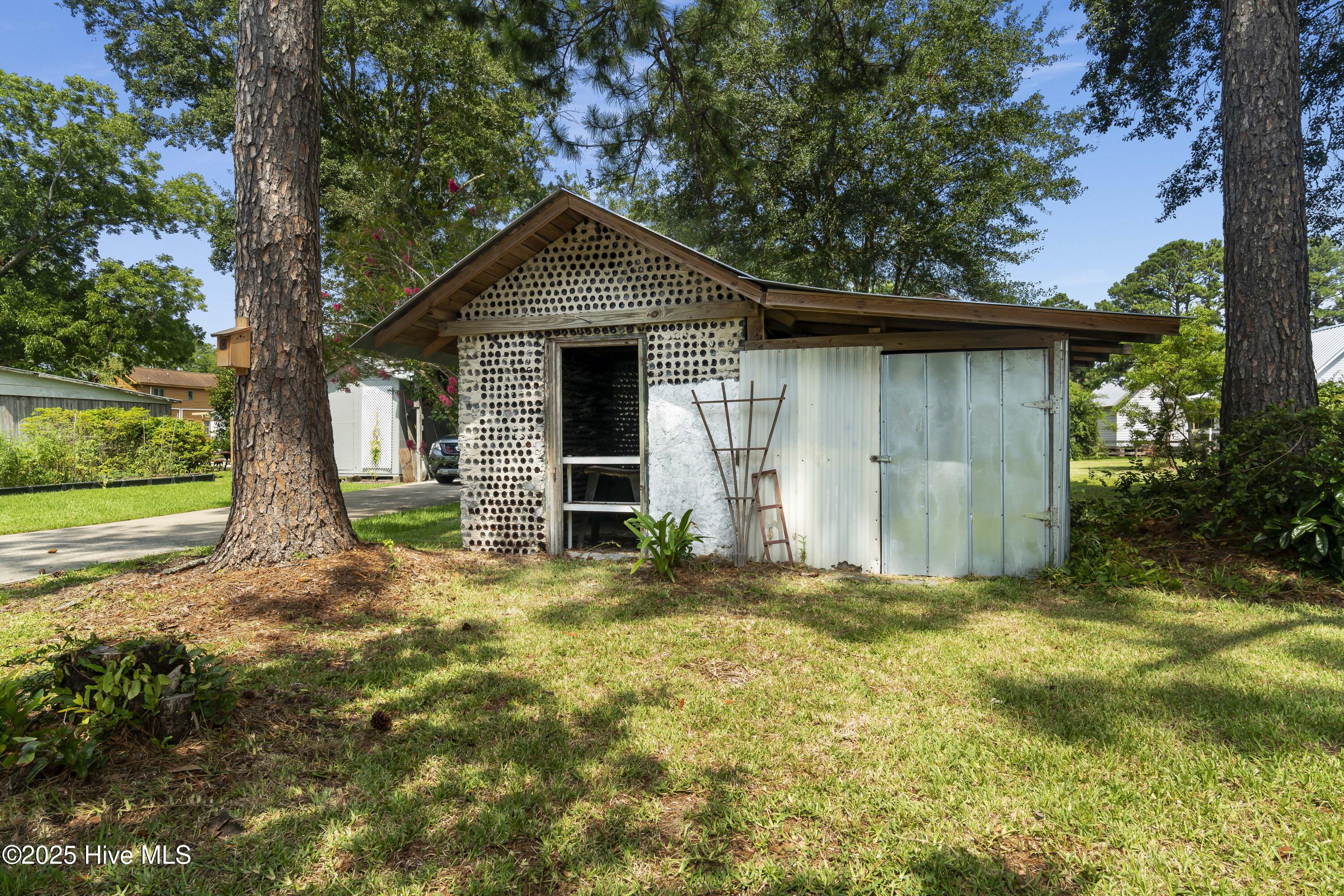 509 Broad Street Property Photo 17