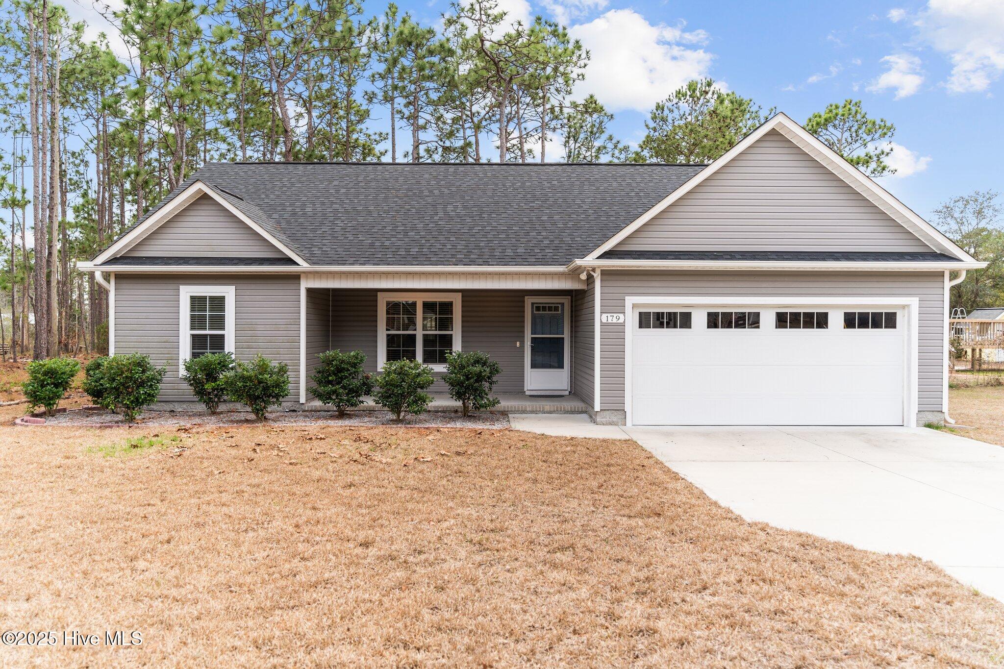 179 Harper Lake Drive Property Photo