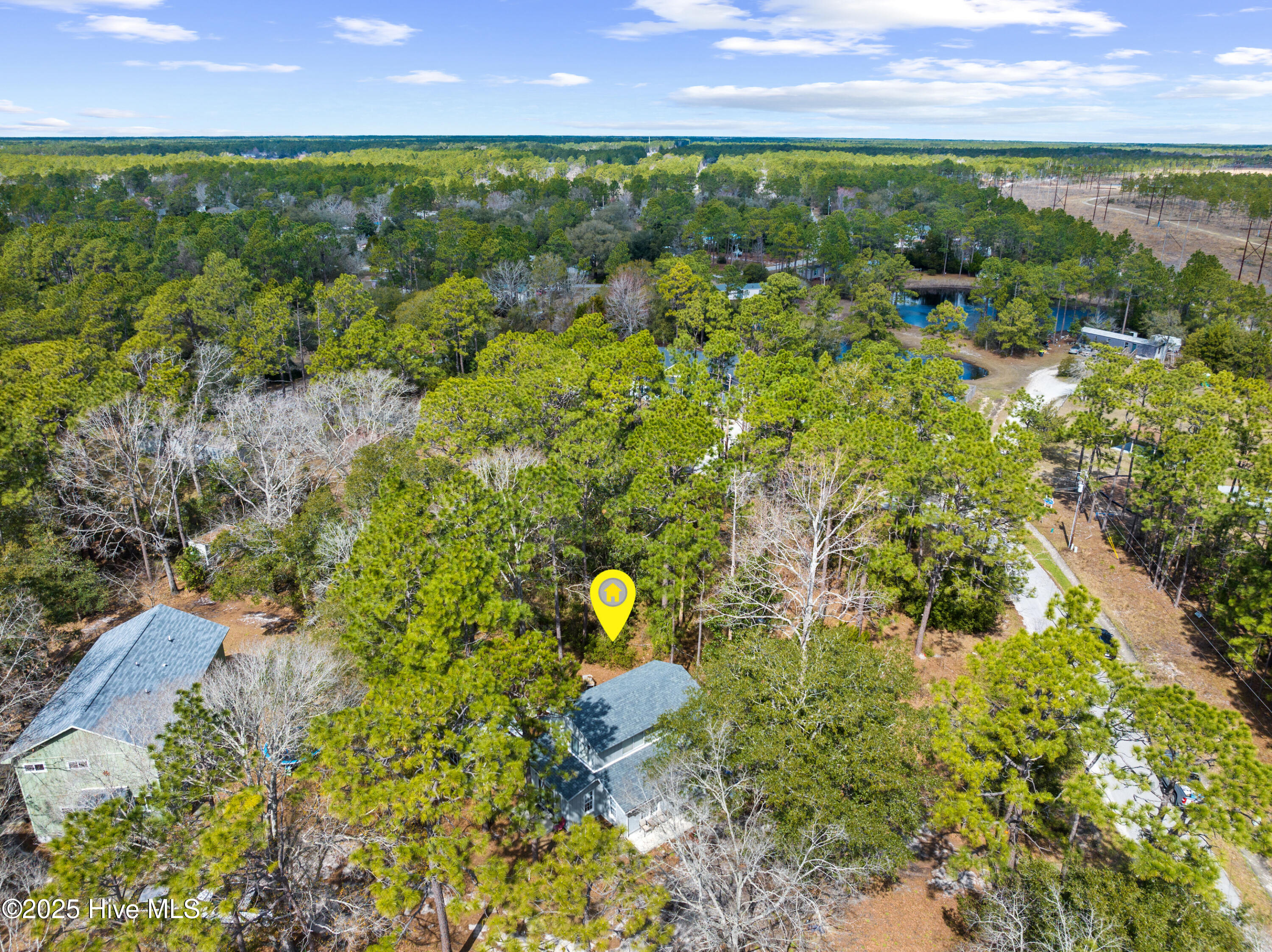 942 Mirror Lake Drive Property Photo 3