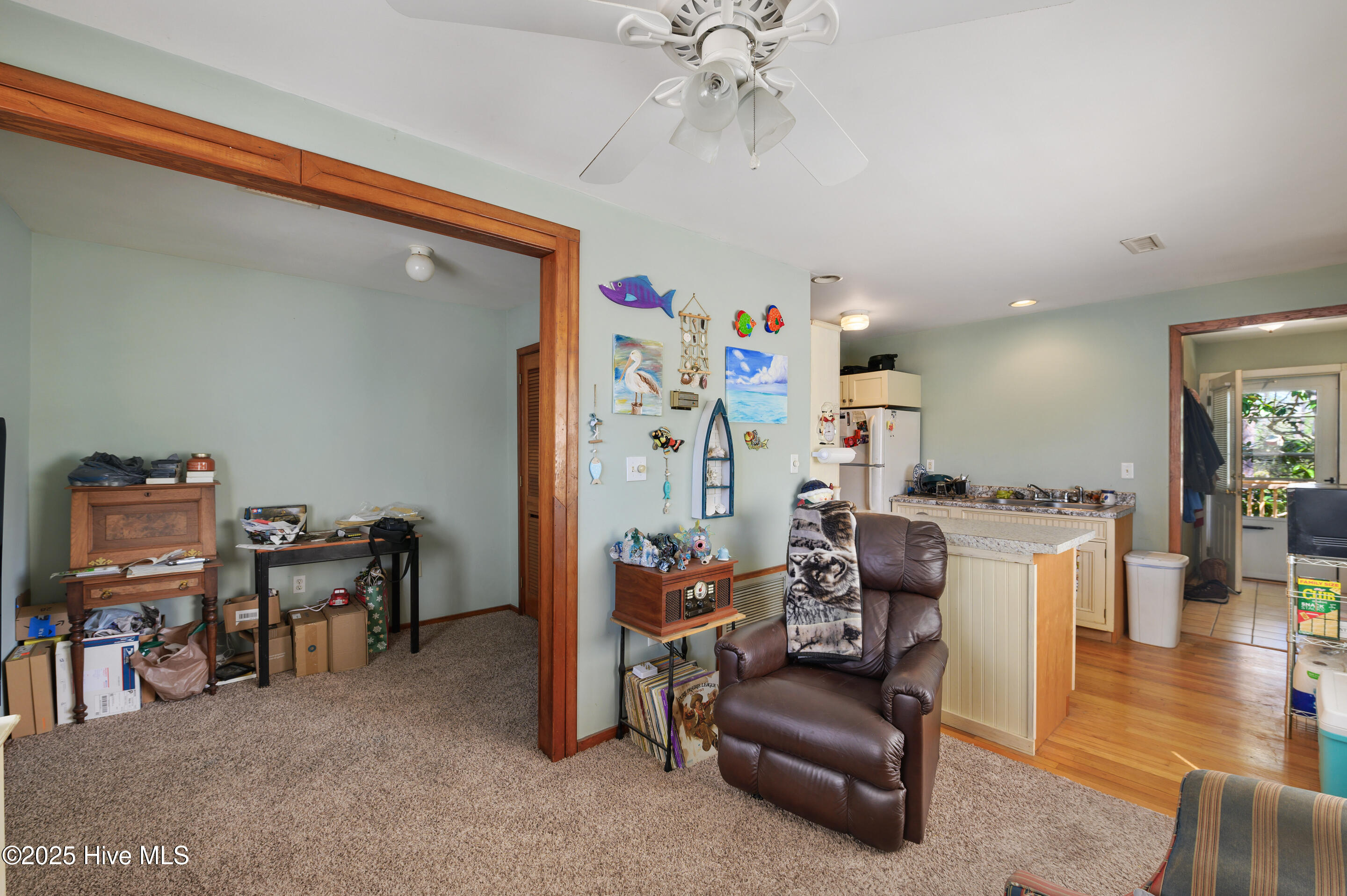 942 Mirror Lake Drive Property Photo 29