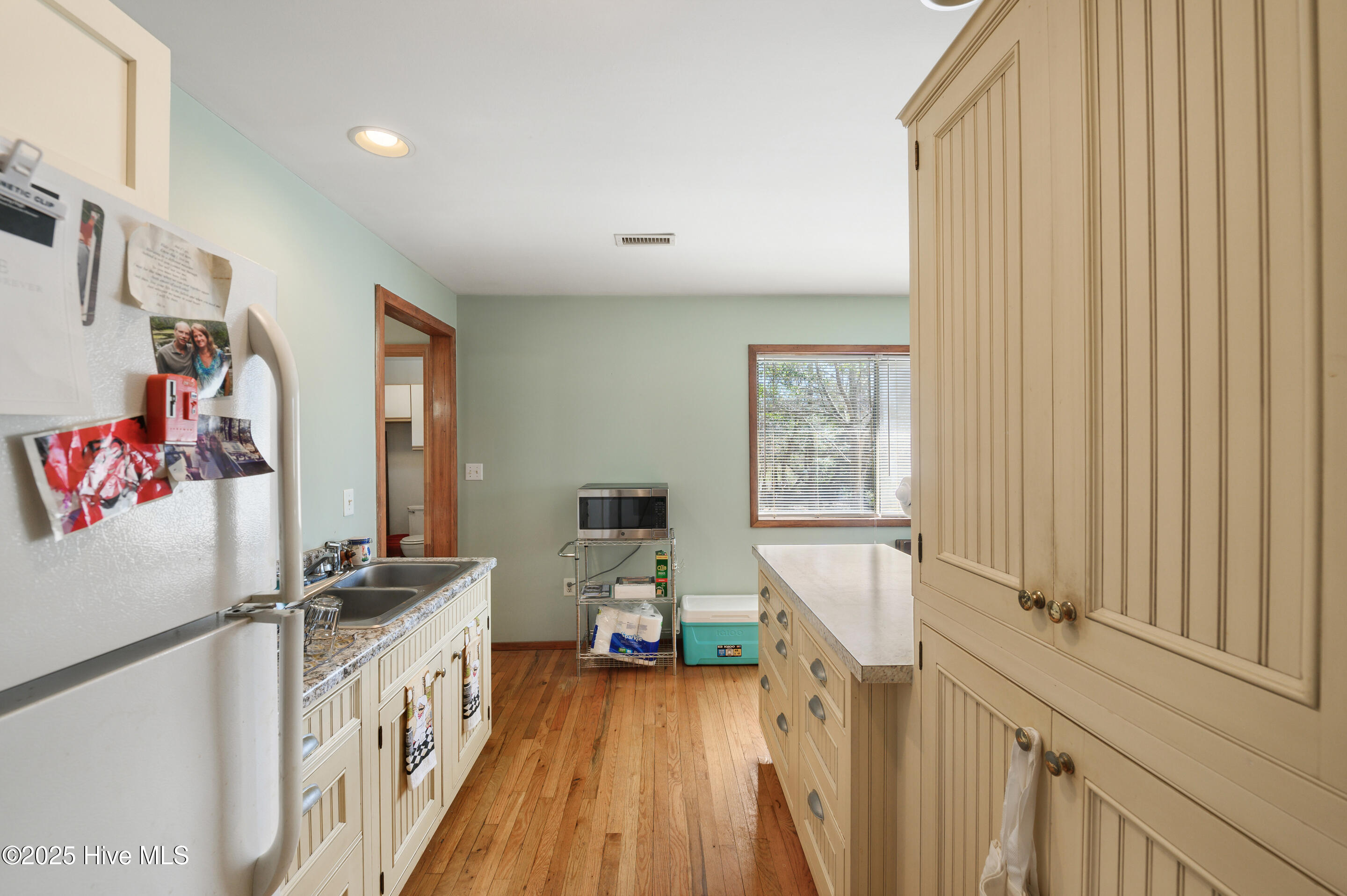 942 Mirror Lake Drive Property Photo 33