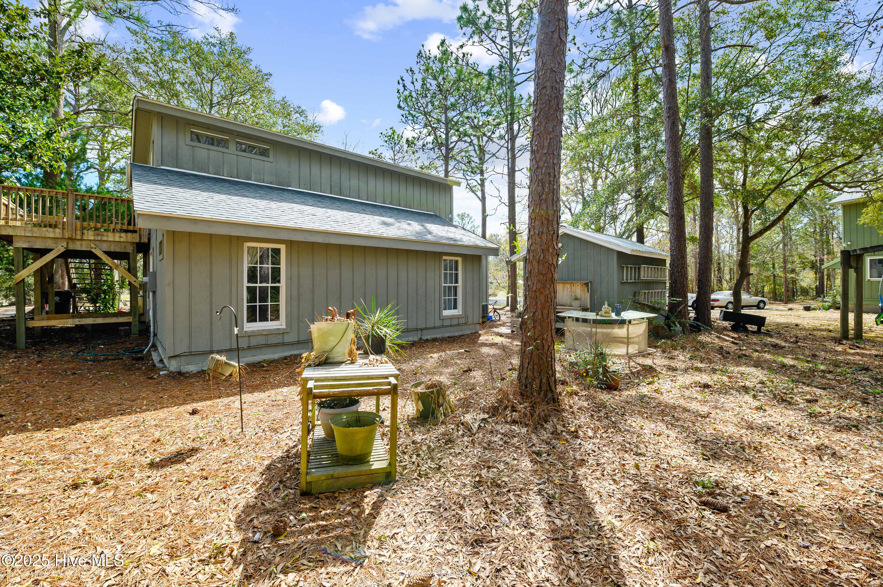 942 Mirror Lake Drive Property Photo 39