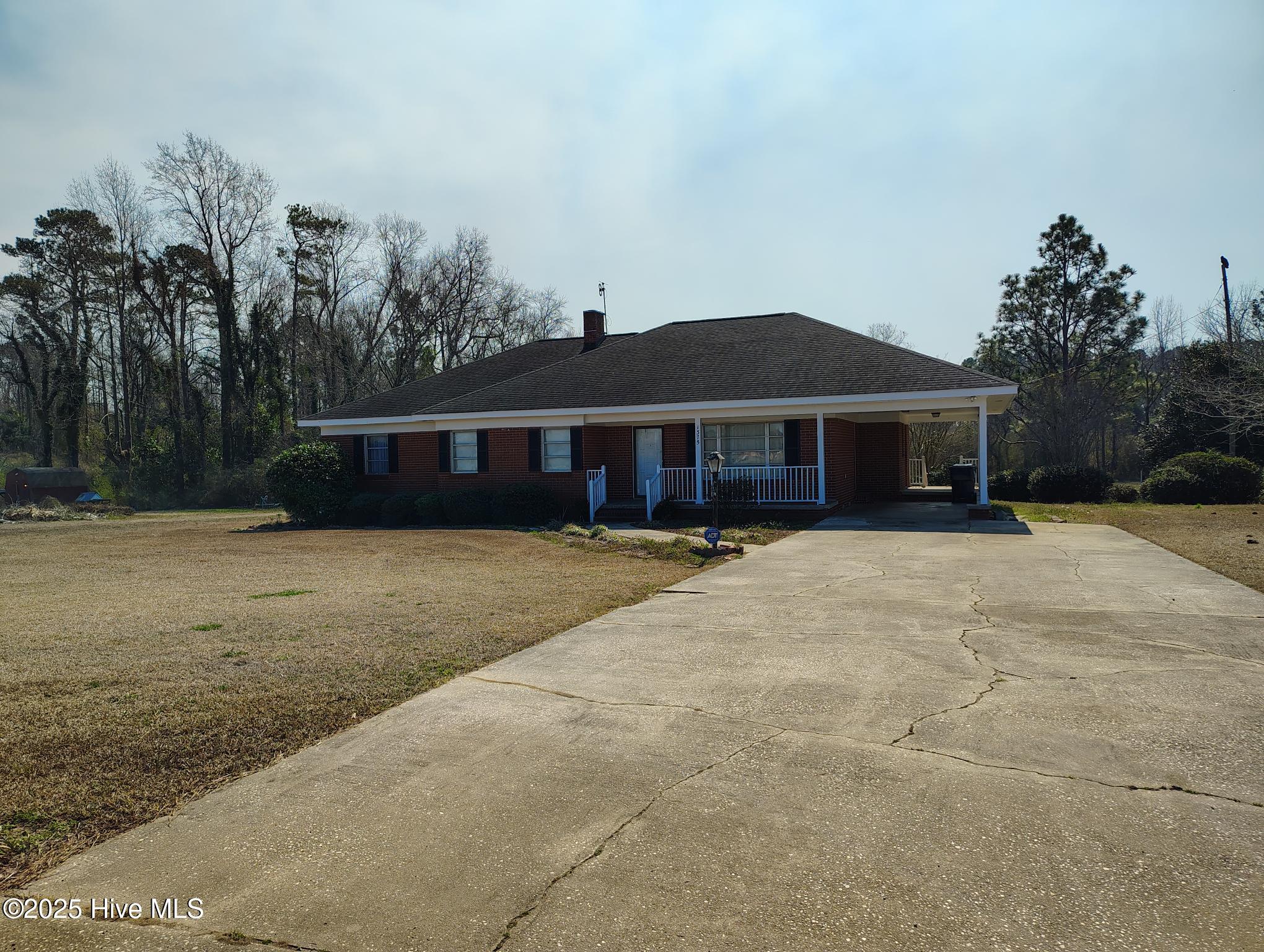 1375 Kenny Jordan Road Property Photo