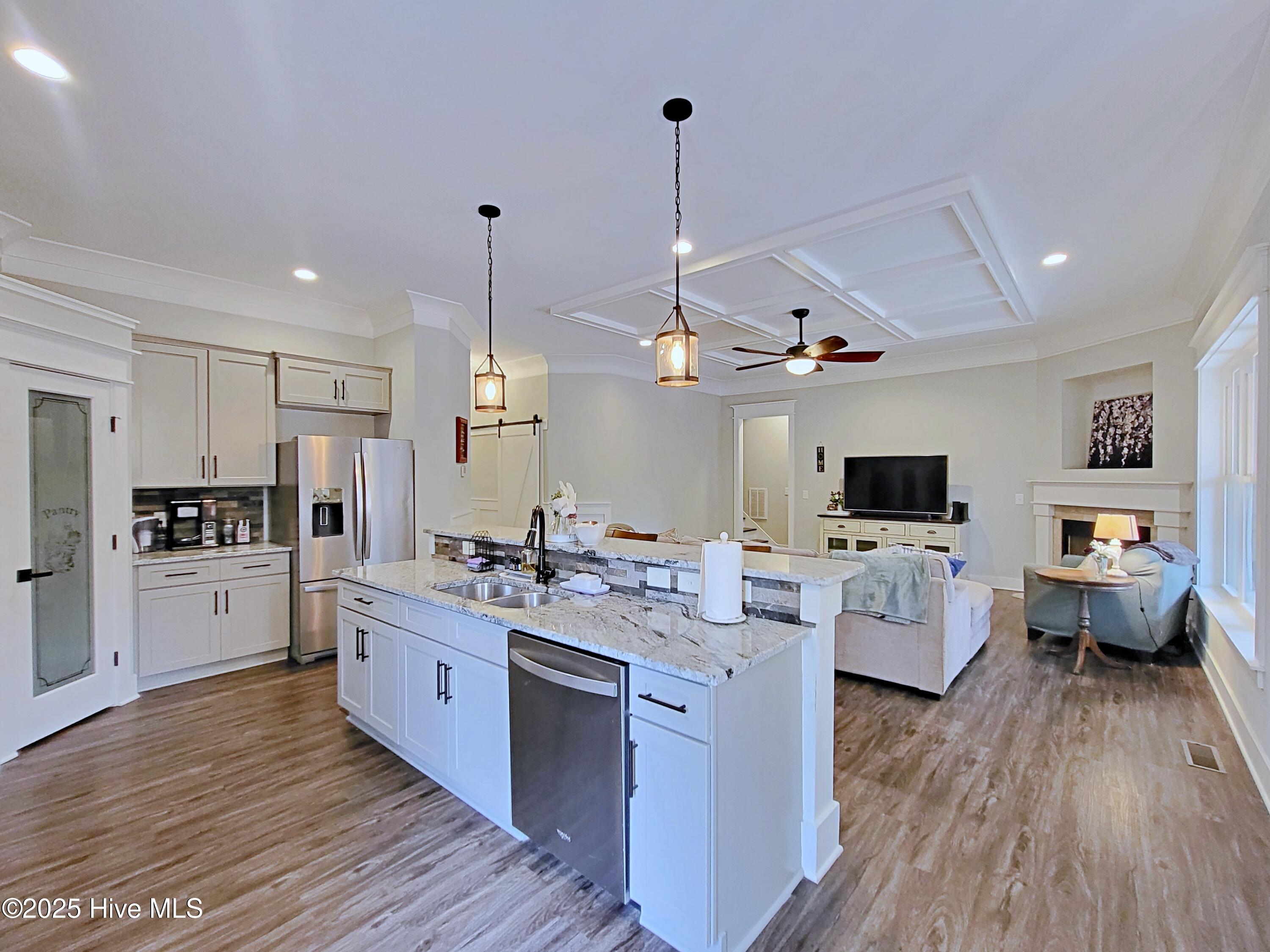 8 Aronimink Lane Property Photo 21