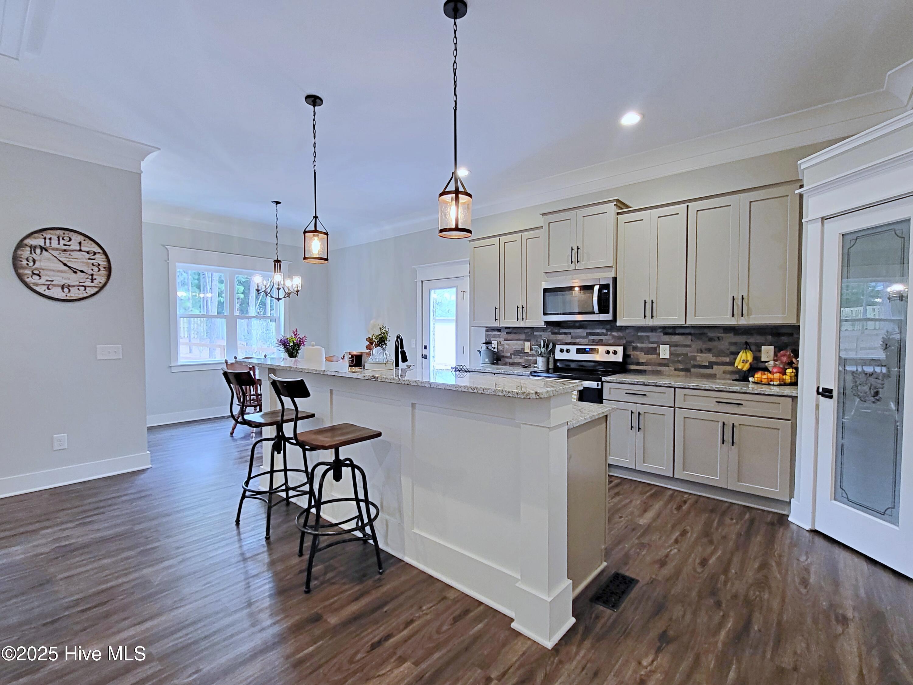 8 Aronimink Lane Property Photo 25