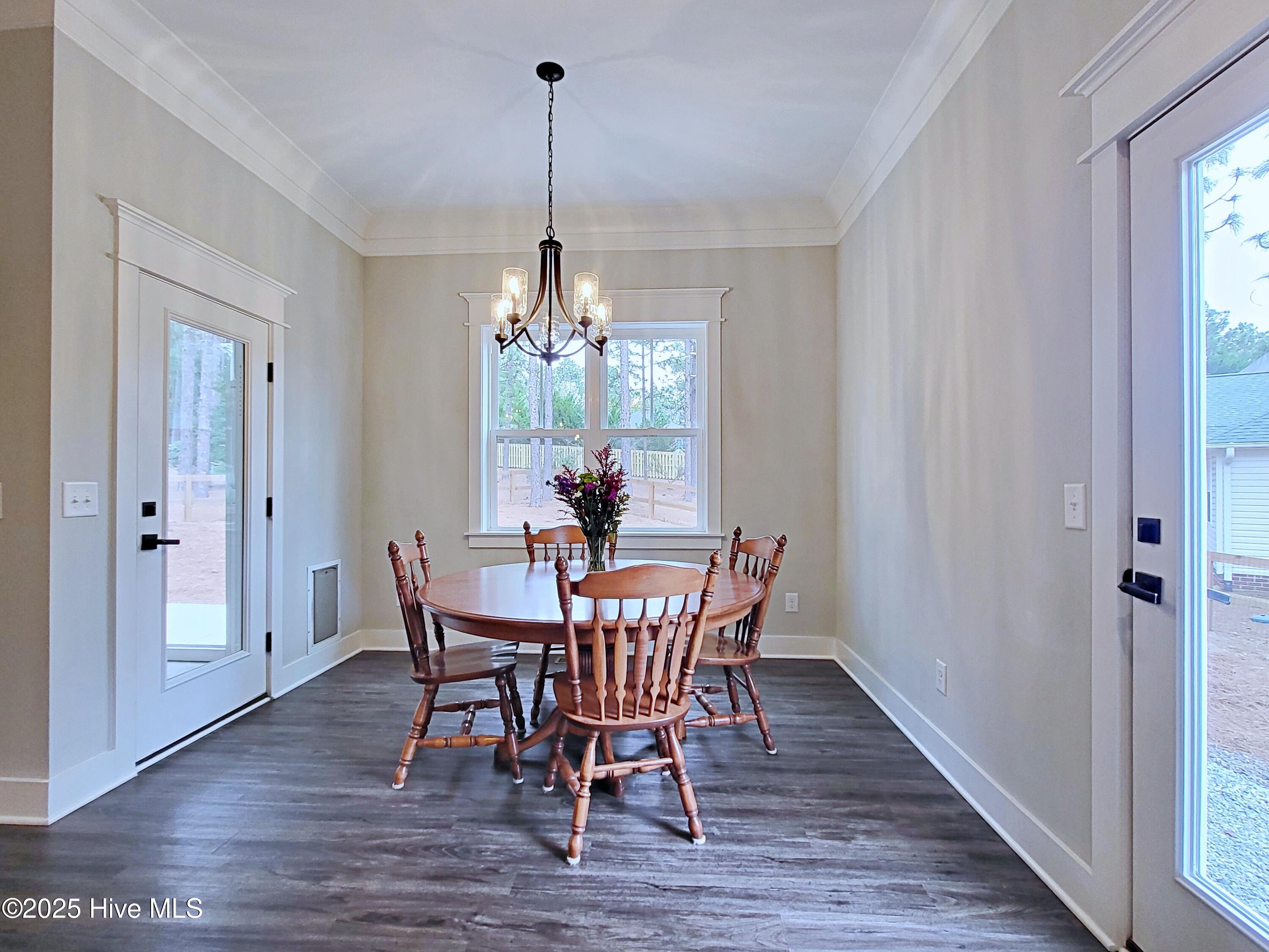 8 Aronimink Lane Property Photo 28