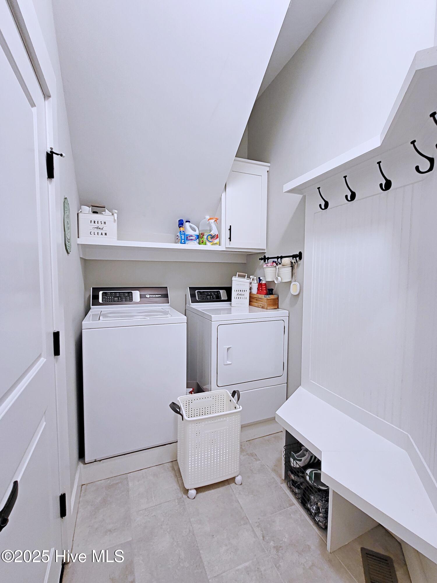 8 Aronimink Lane Property Photo 29