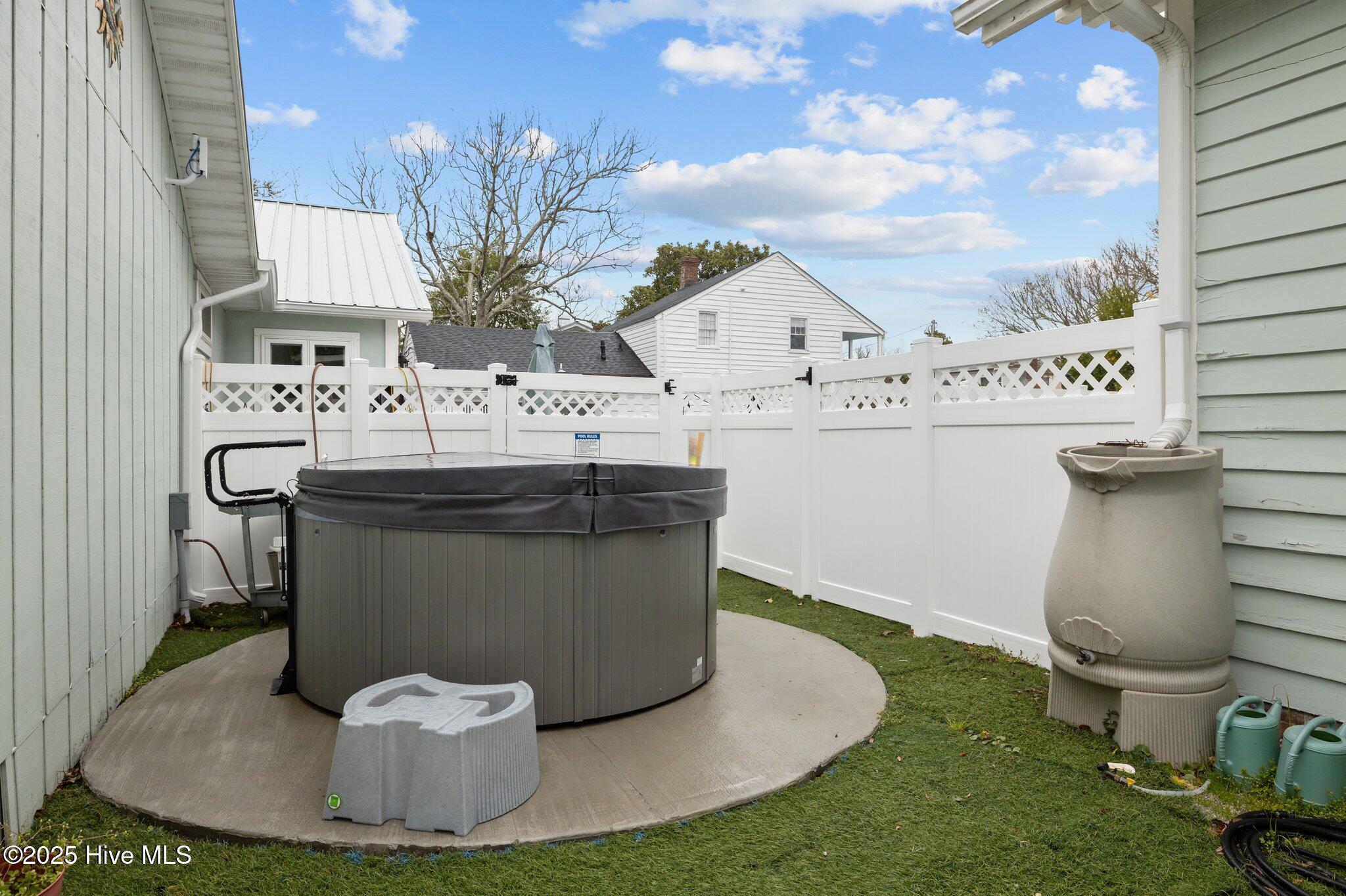 708 Ann Street Property Photo 47
