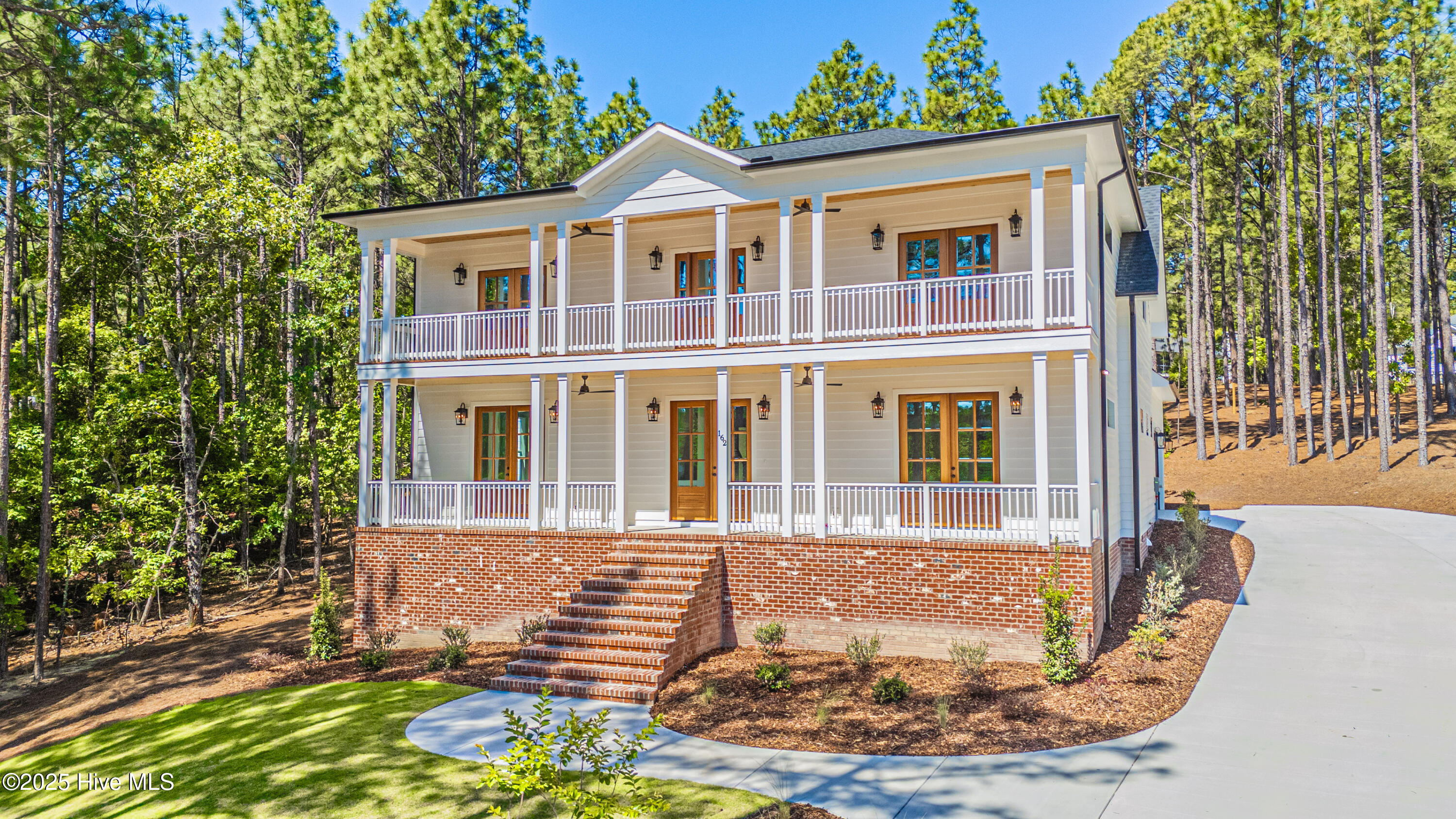 162 James Drive Property Photo