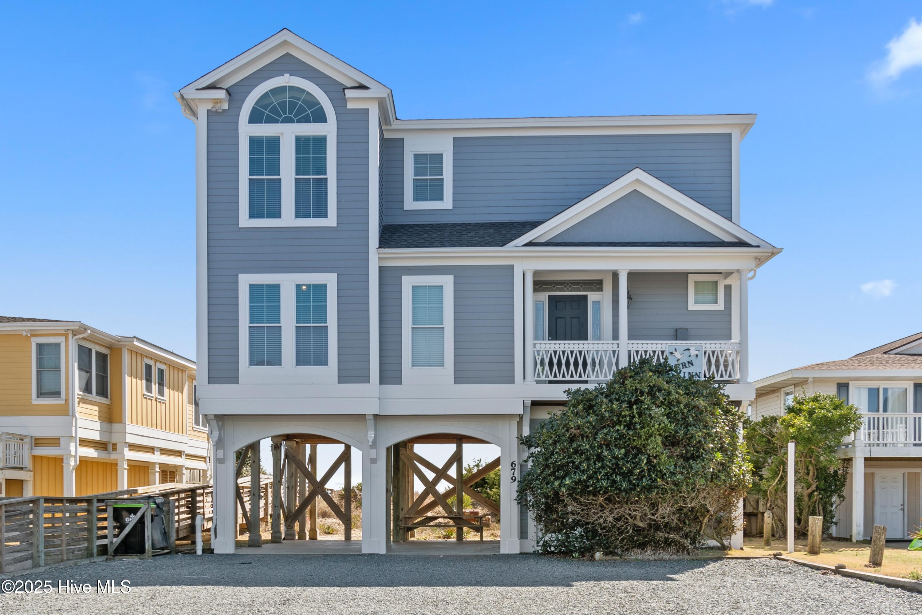 679 Ocean Boulevard Property Photo