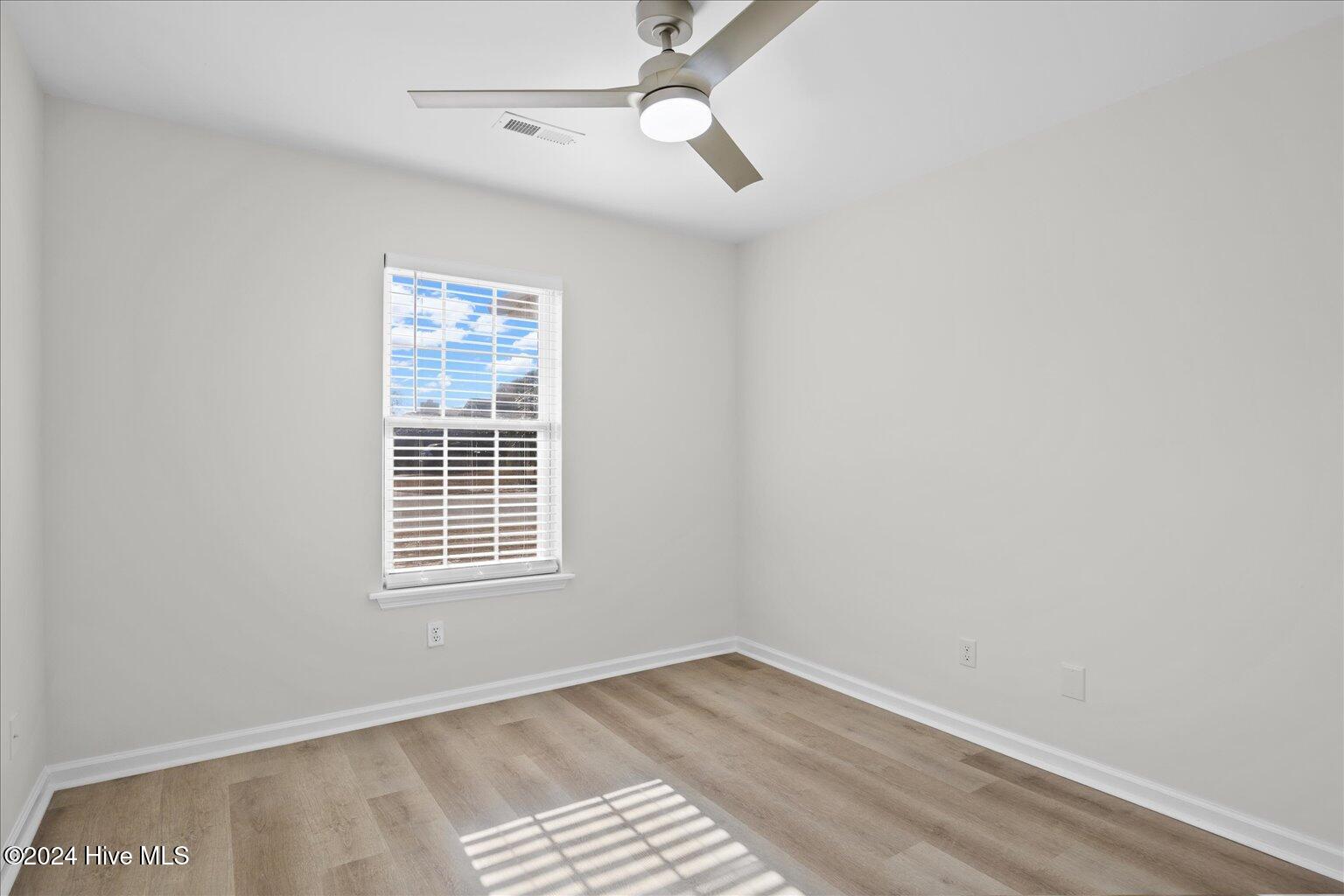 909 Brewster Lane Property Photo 26