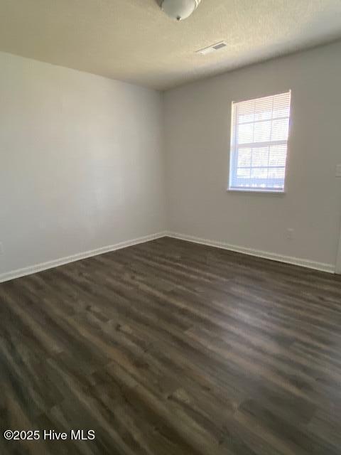 2006 Tower Place Property Photo 3