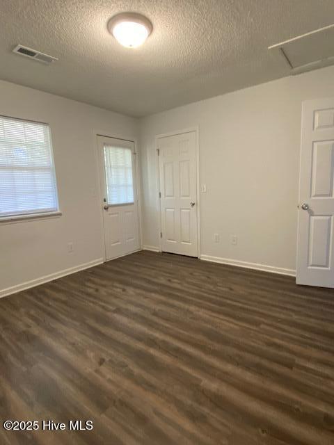 2006 Tower Place Property Photo 10