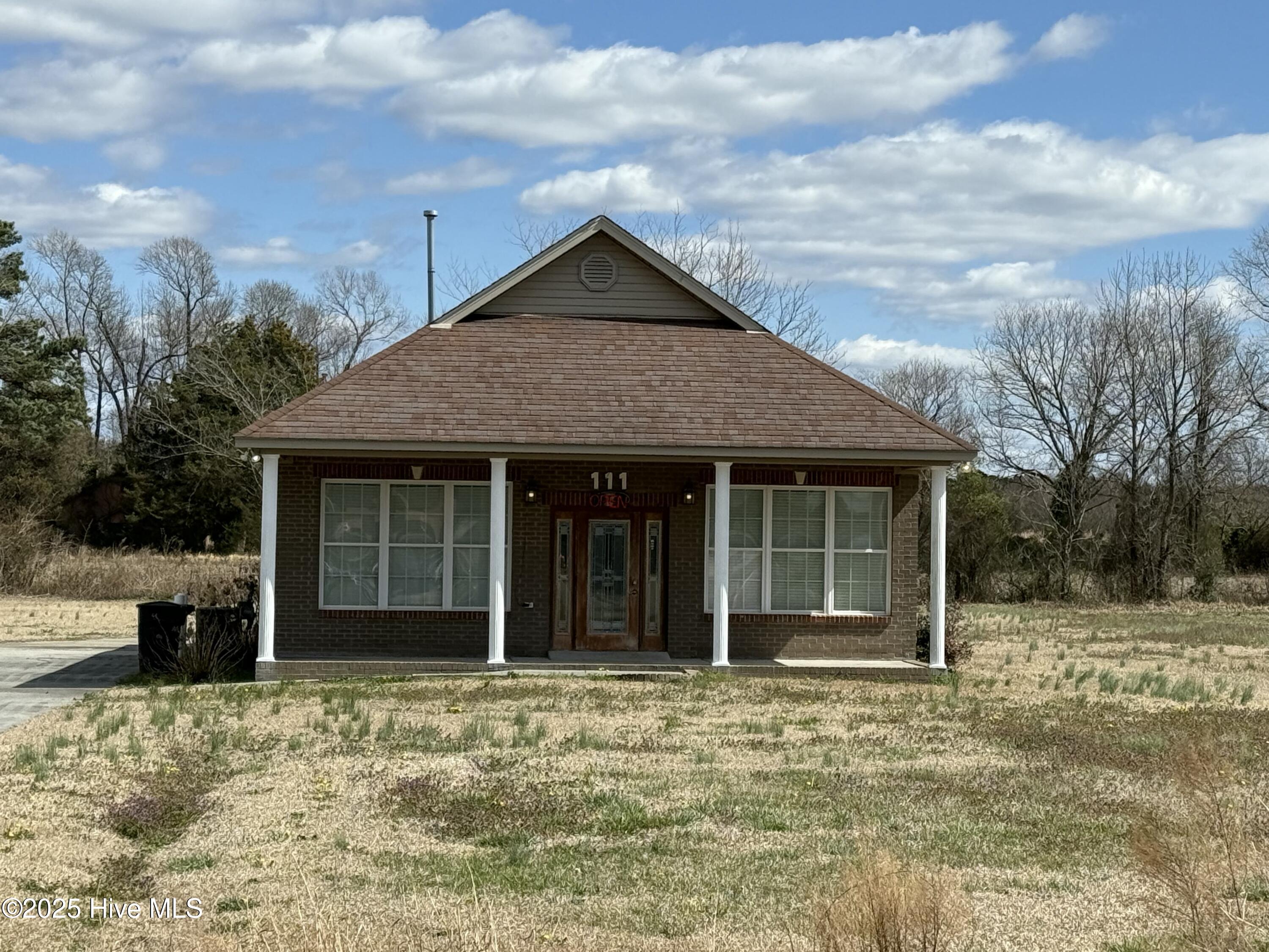 111 Fontana Street Property Photo