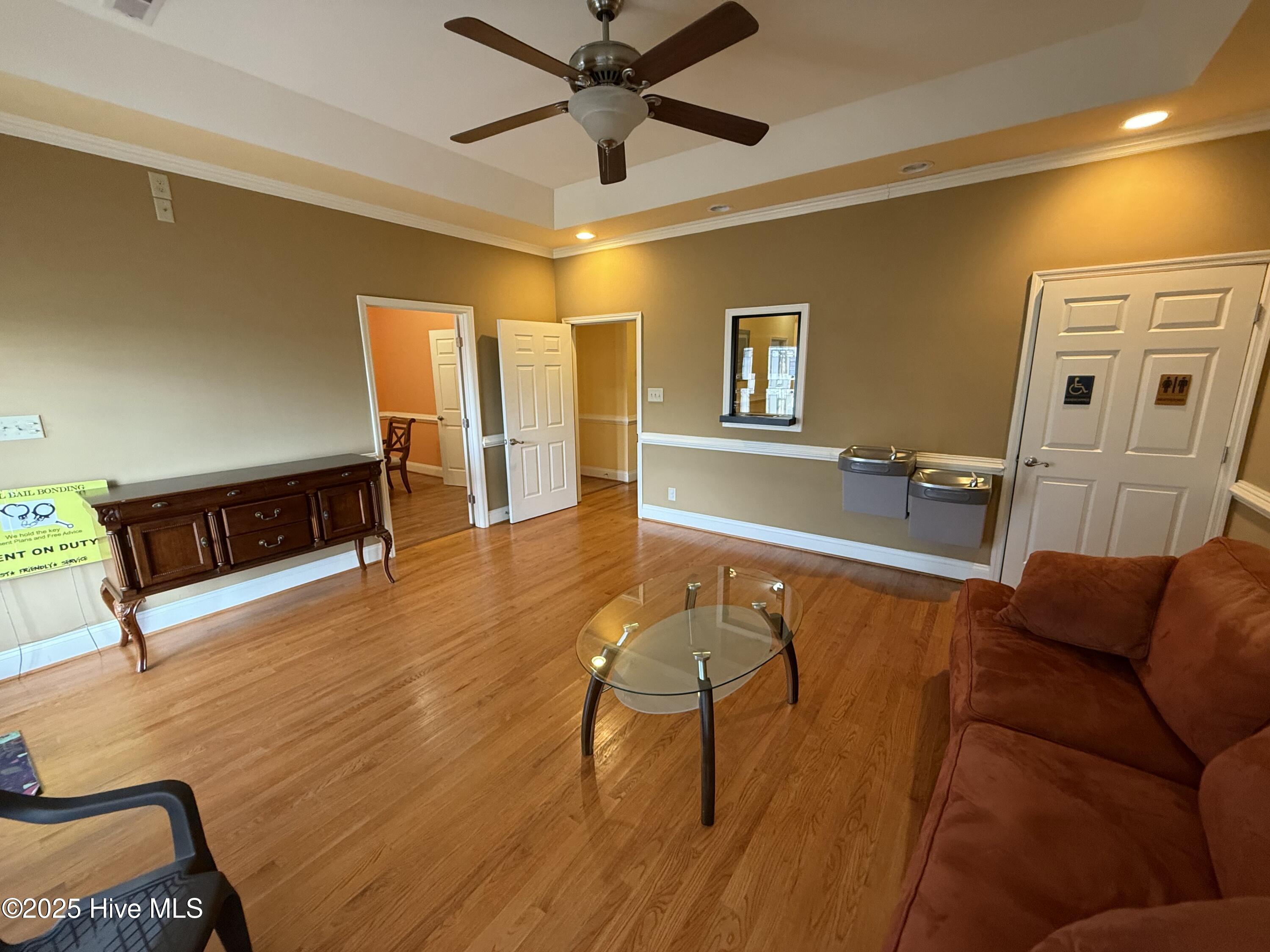 111 Fontana Street Property Photo 6