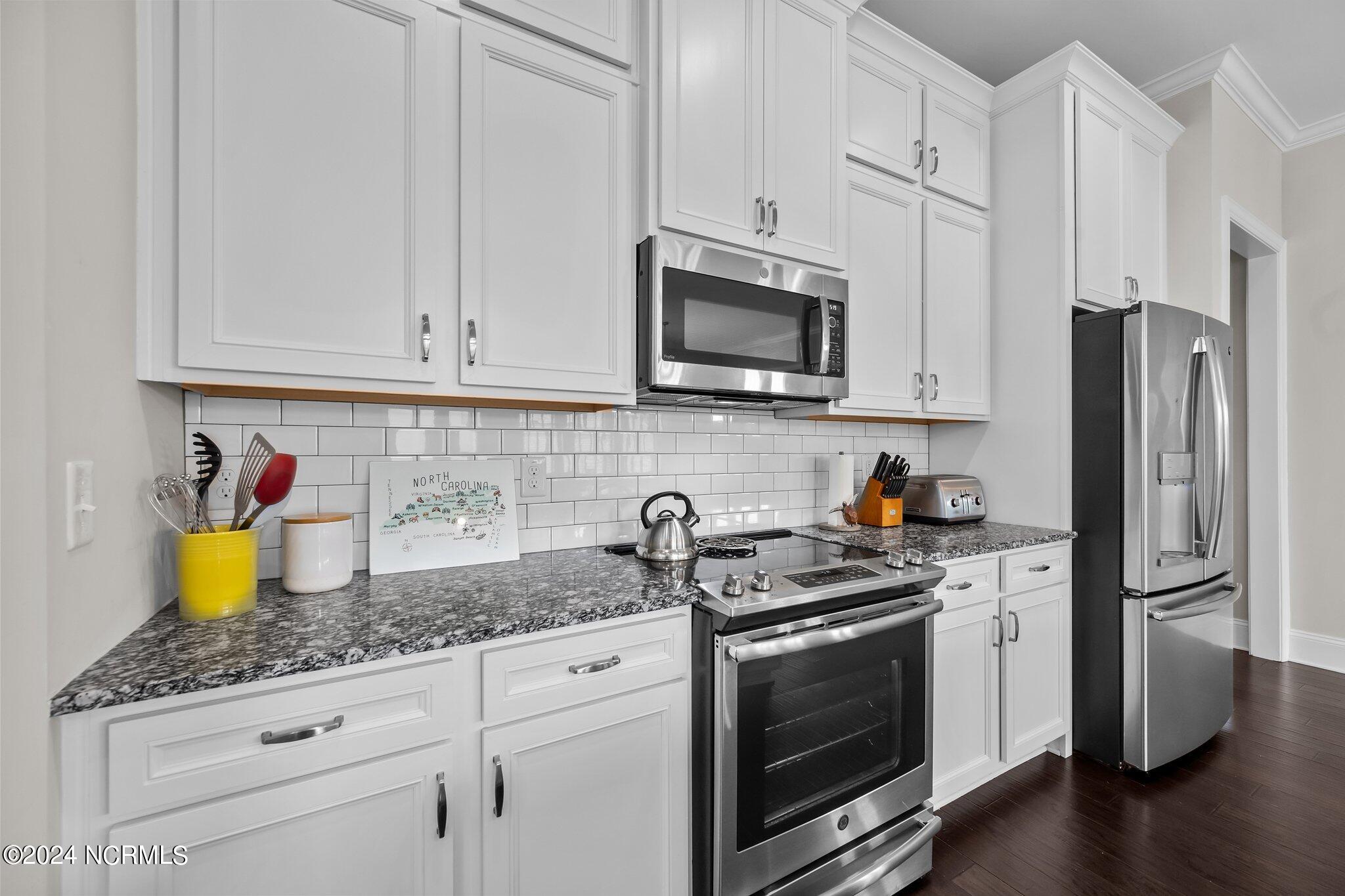 145 Spicer Lake Drive Property Photo 15