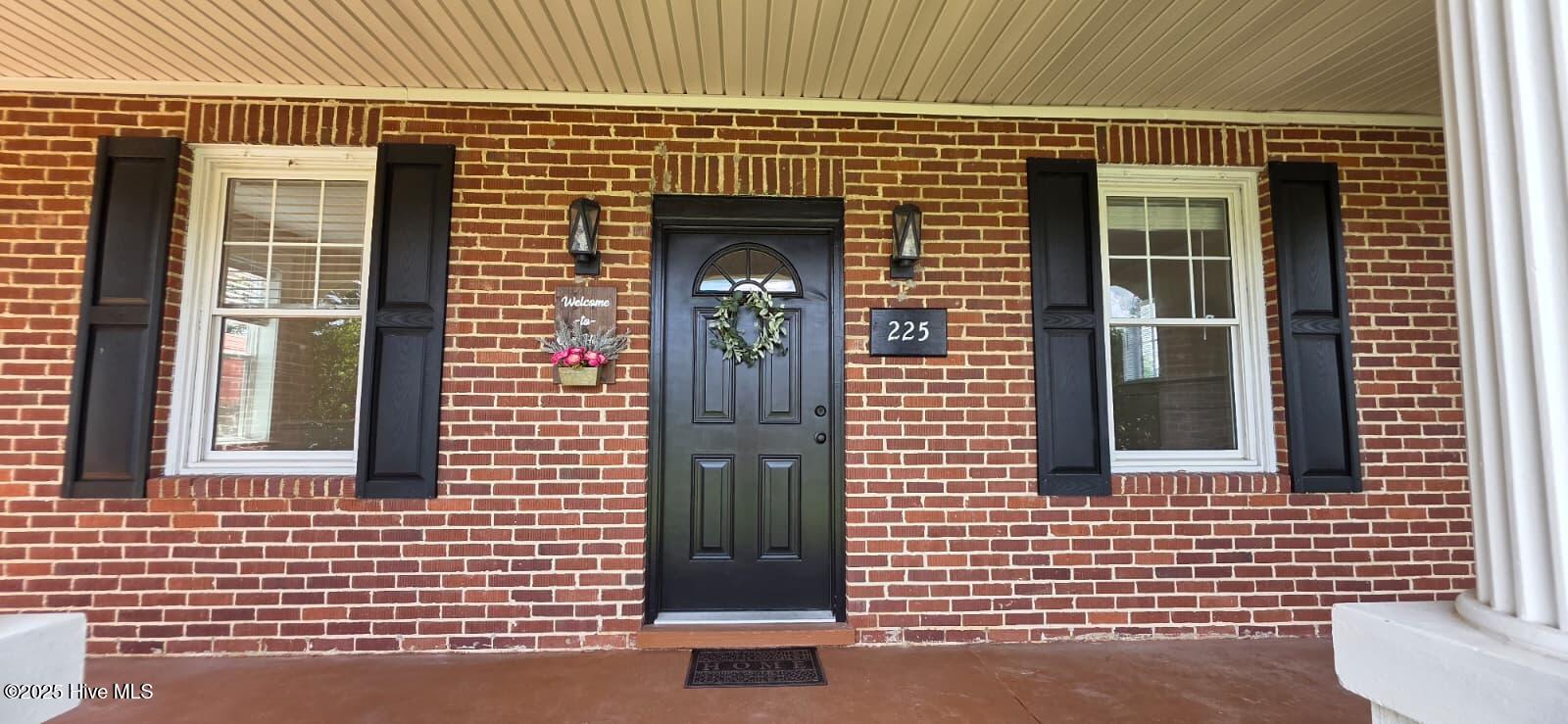 225 N Church Street Property Photo 6