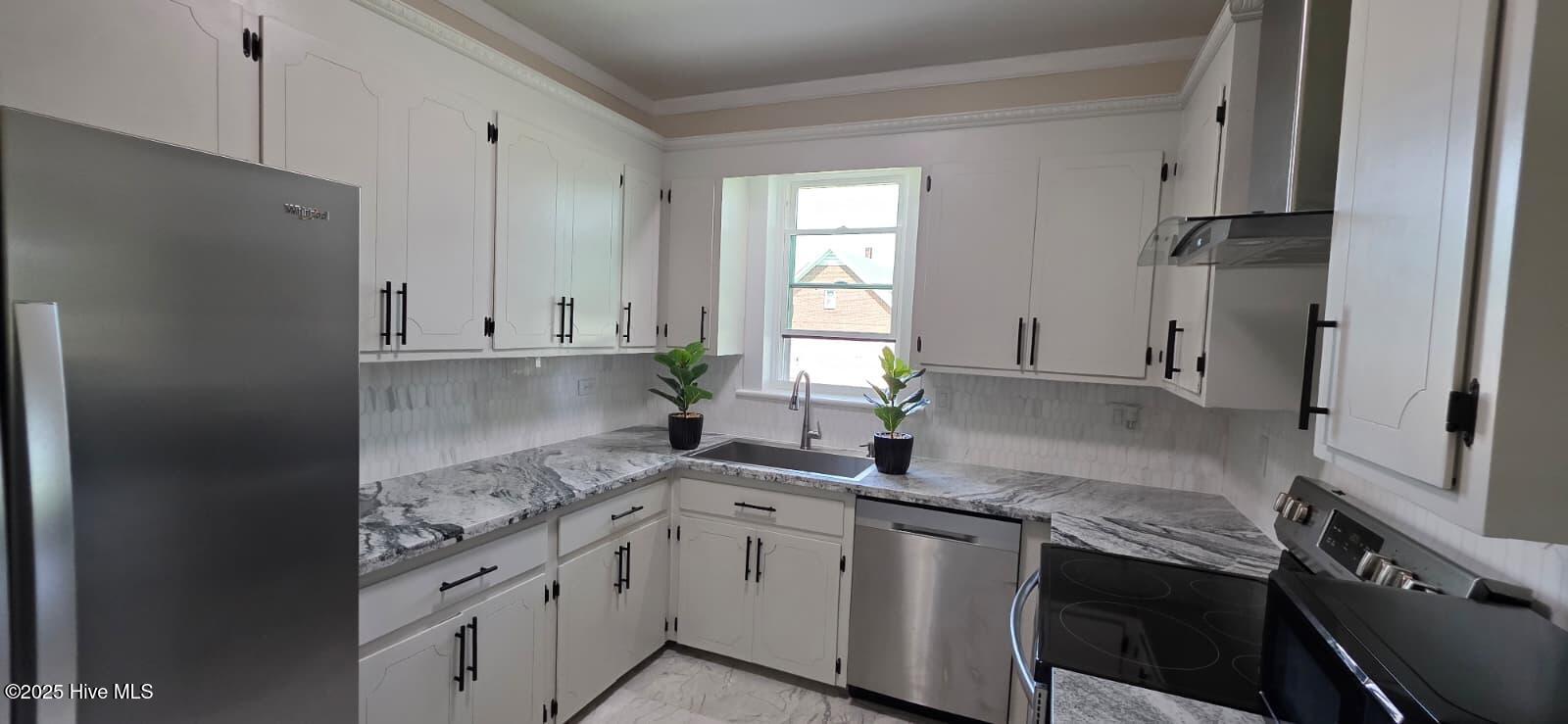 225 N Church Street Property Photo 9