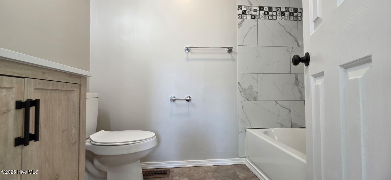 225 N Church Street Property Photo 16