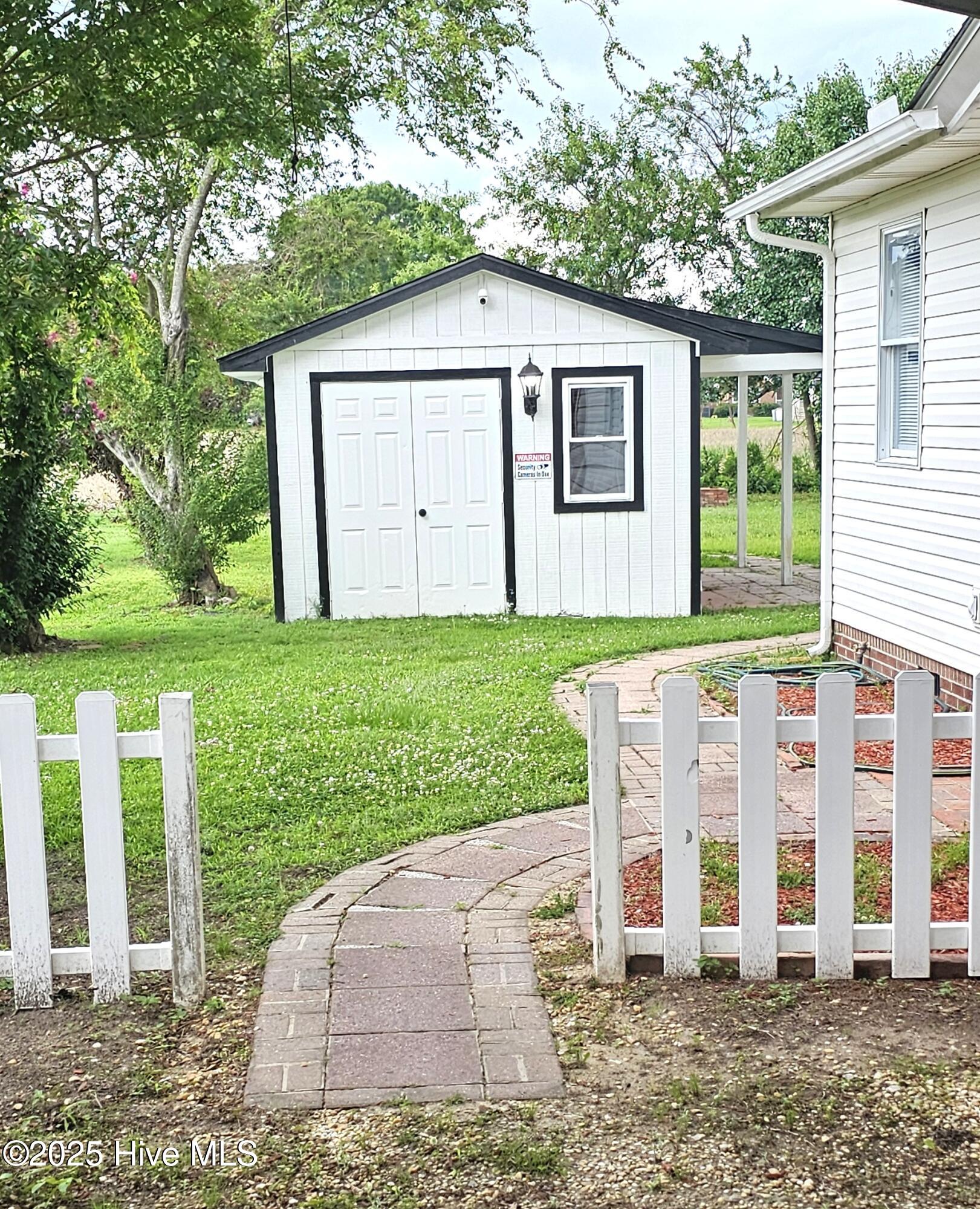 225 N Church Street Property Photo 34