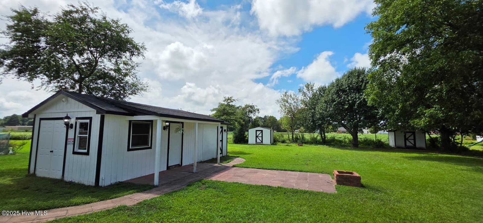 225 N Church Street Property Photo 37