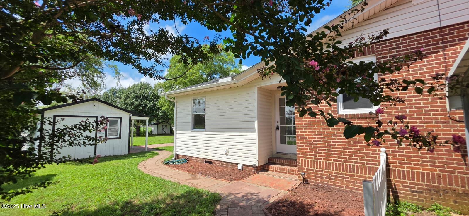 225 N Church Street Property Photo 40