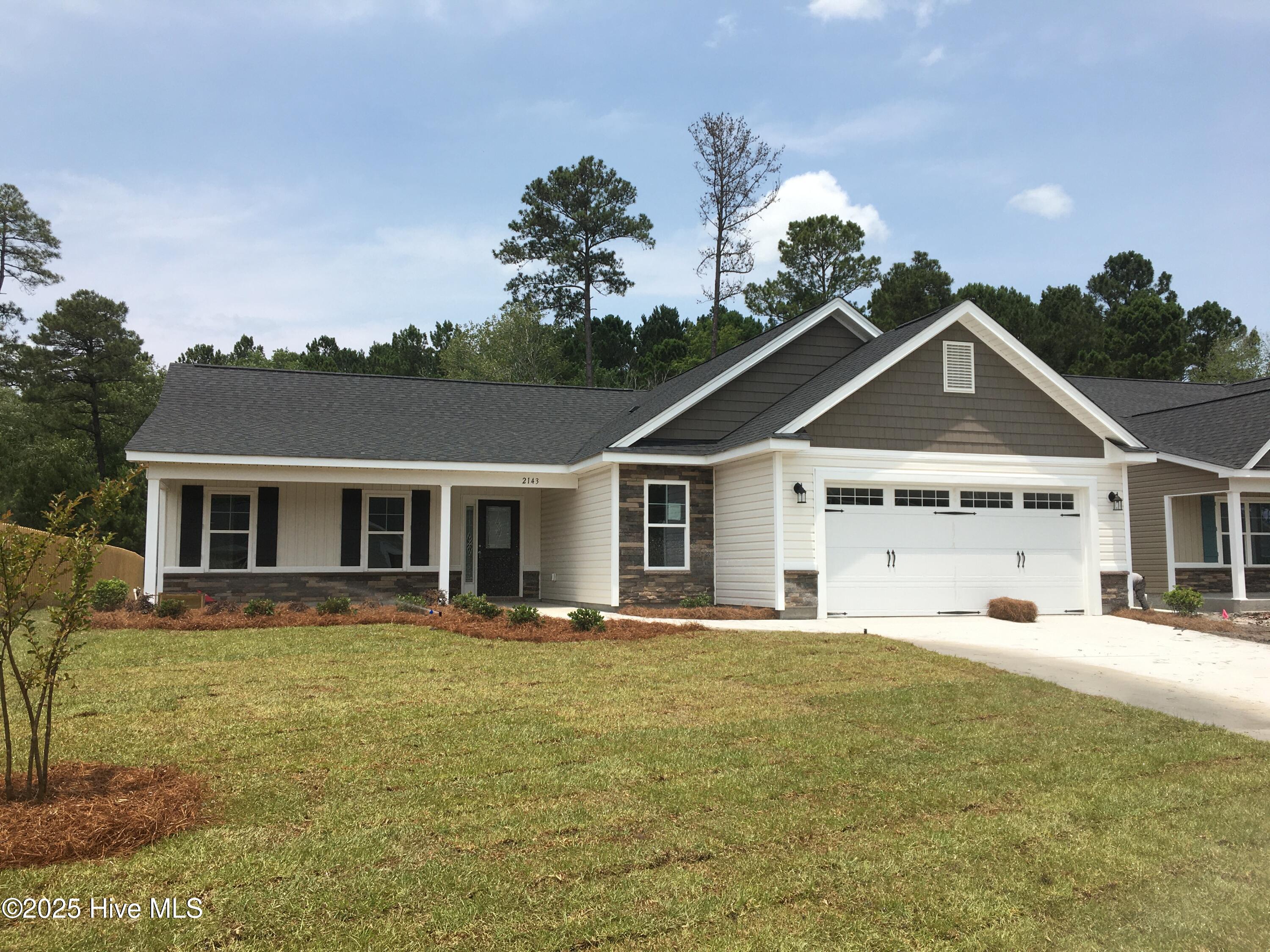 2143 Southern Pine Drive Property Photo 1