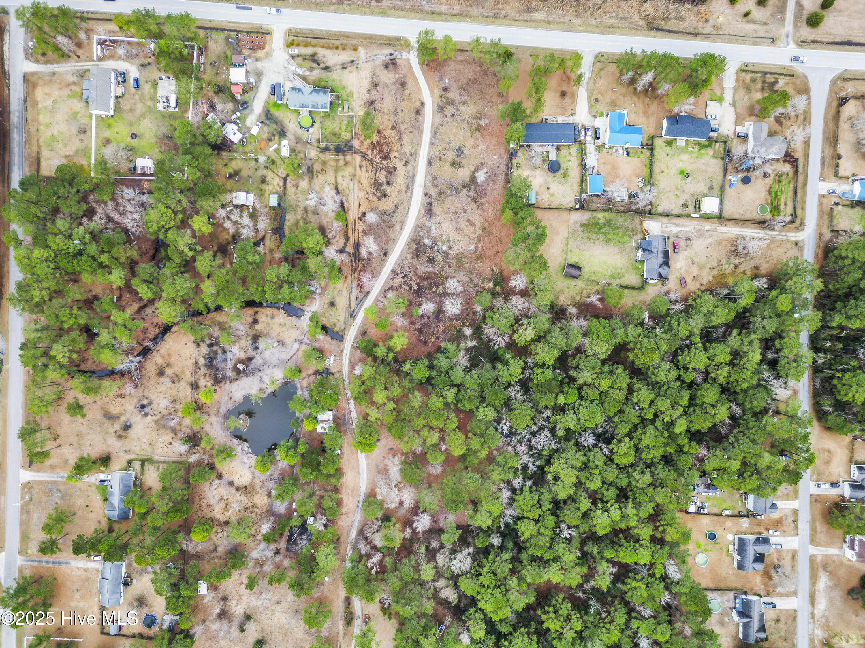 5897 Burgaw Highway Property Photo 3