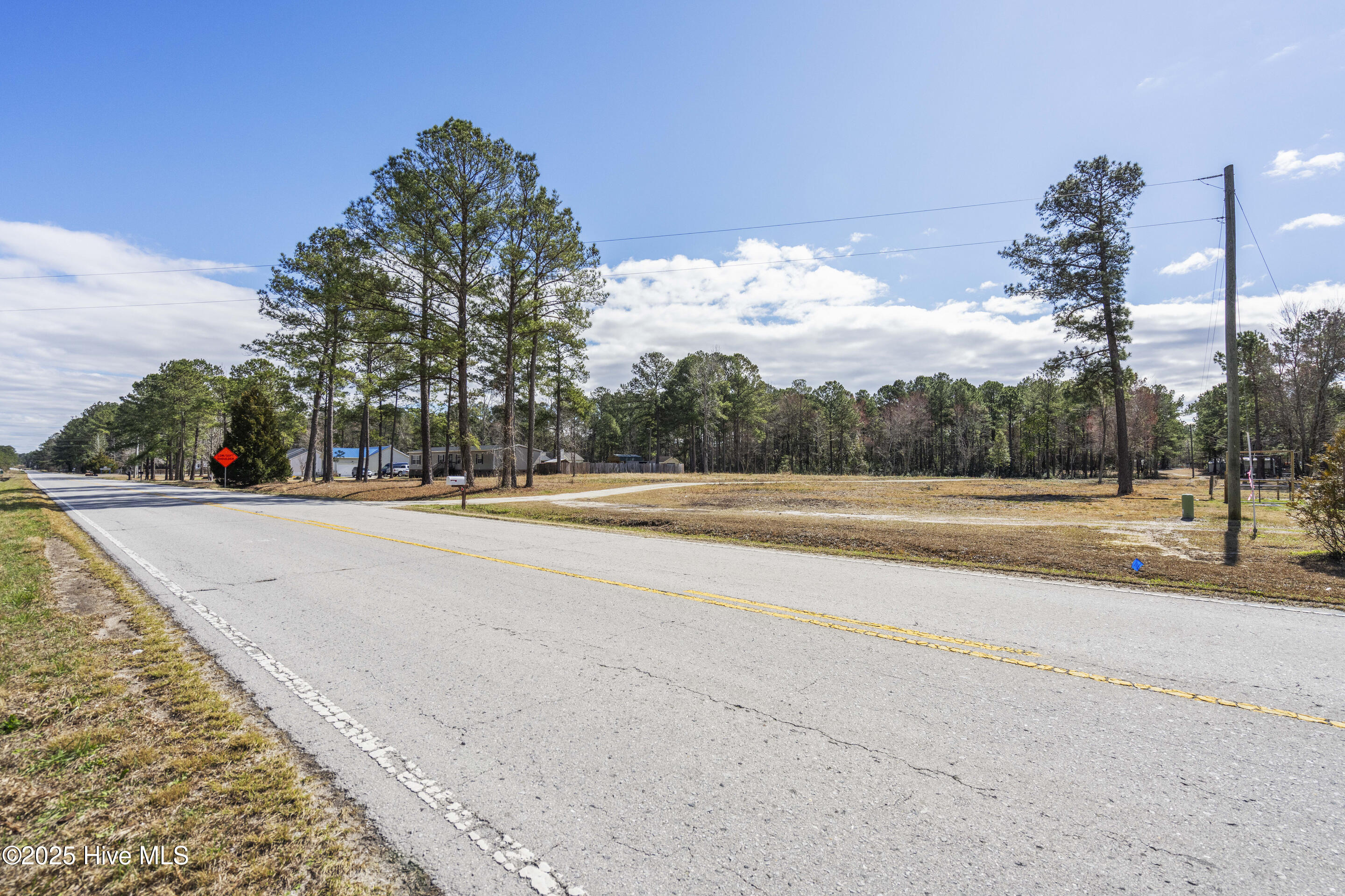 5897 Burgaw Highway Property Photo 9