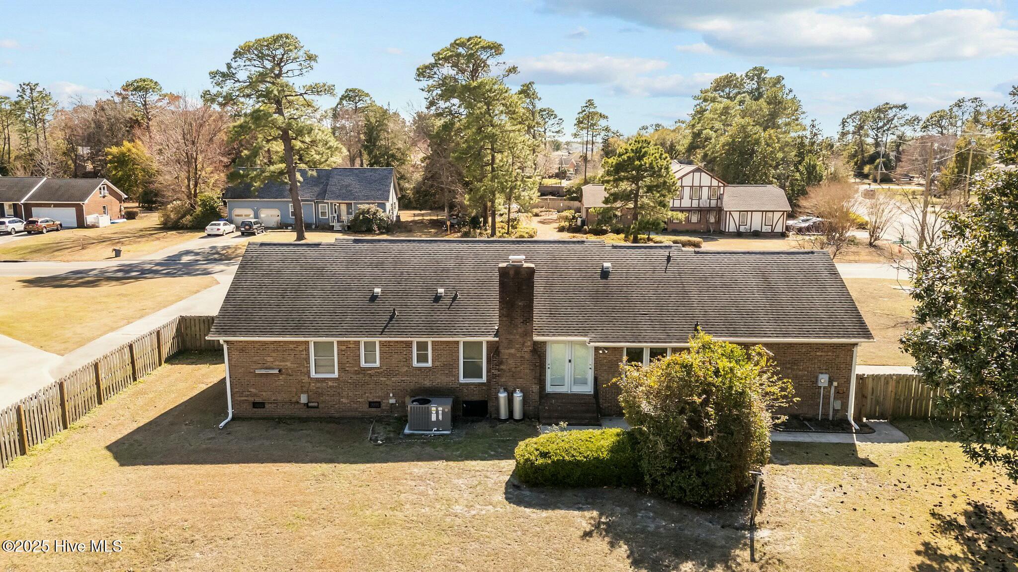301 R L Honeycutt Drive Property Photo 12