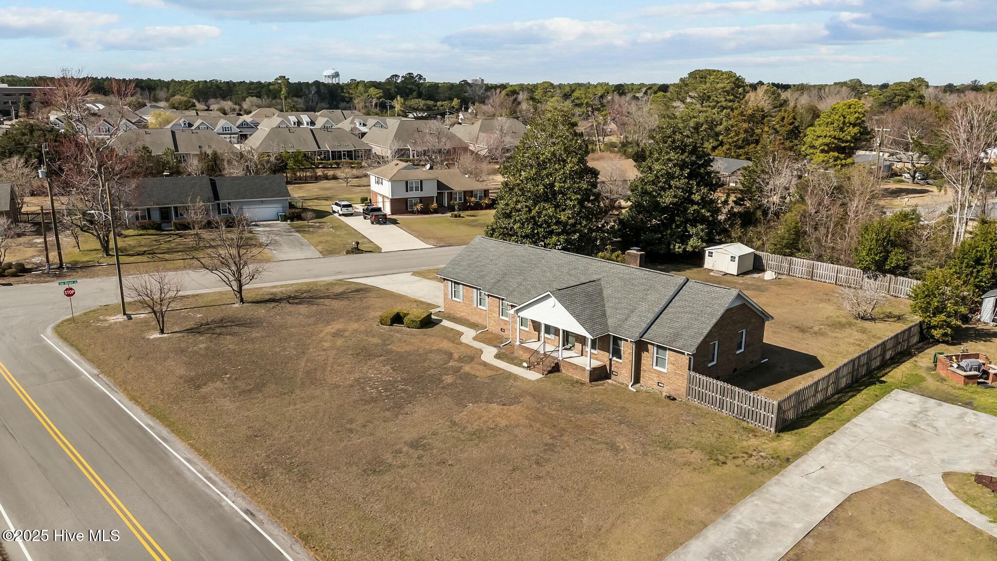 301 R L Honeycutt Drive Property Photo 13
