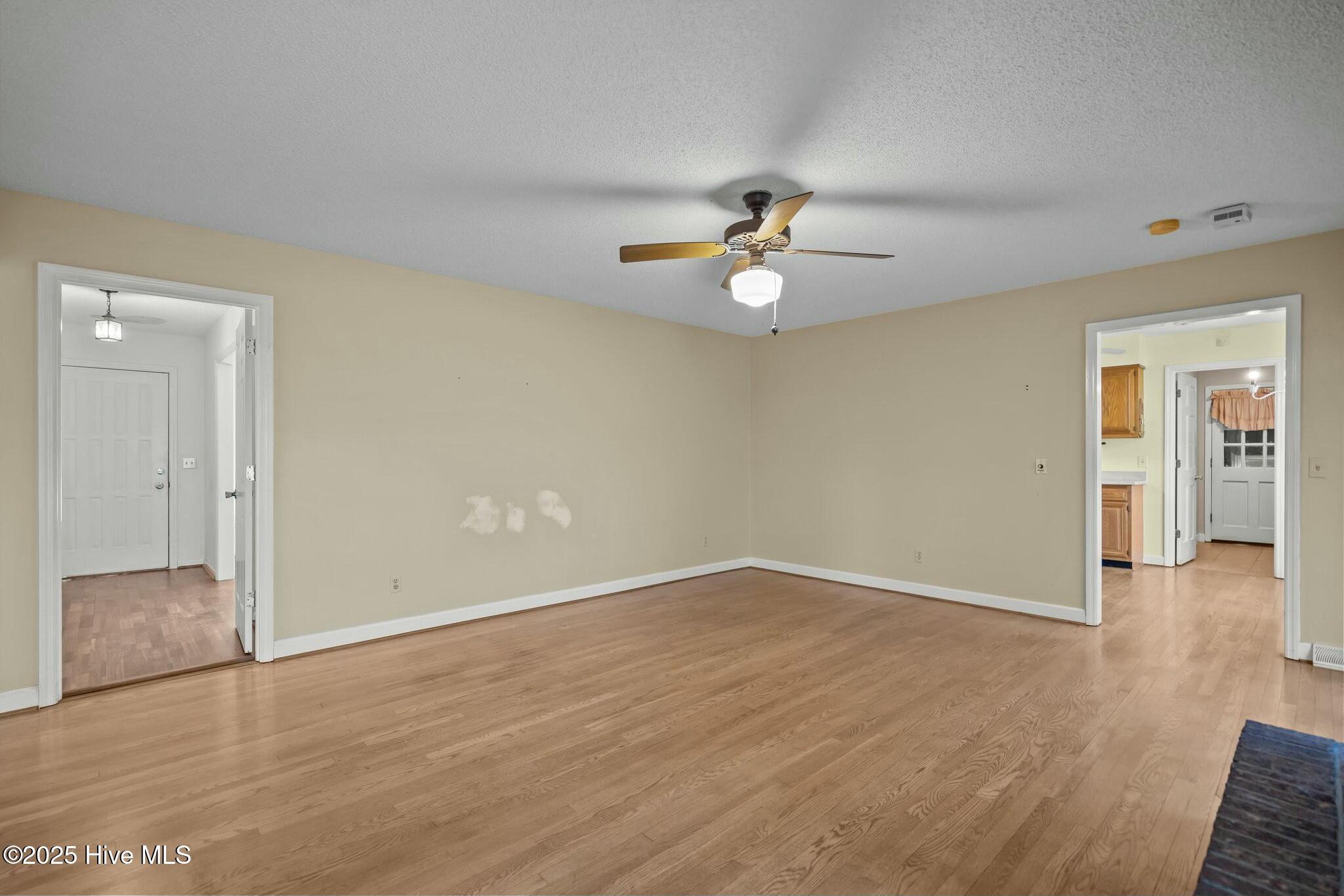 301 R L Honeycutt Drive Property Photo 35