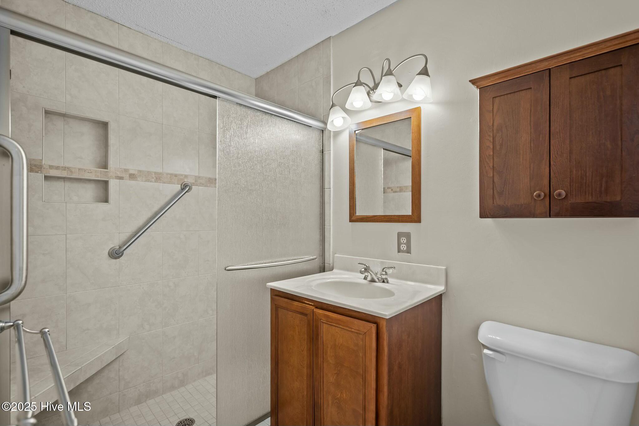 301 R L Honeycutt Drive Property Photo 38