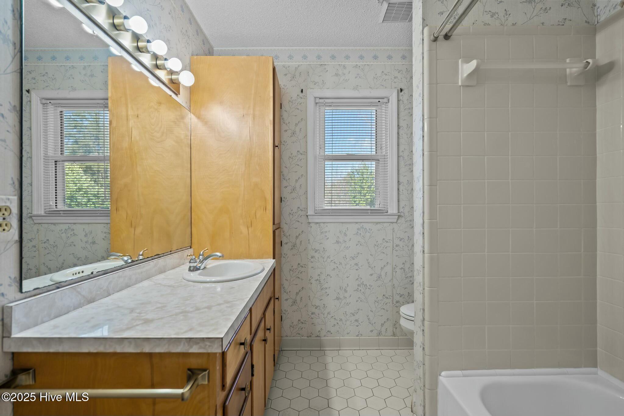 301 R L Honeycutt Drive Property Photo 45