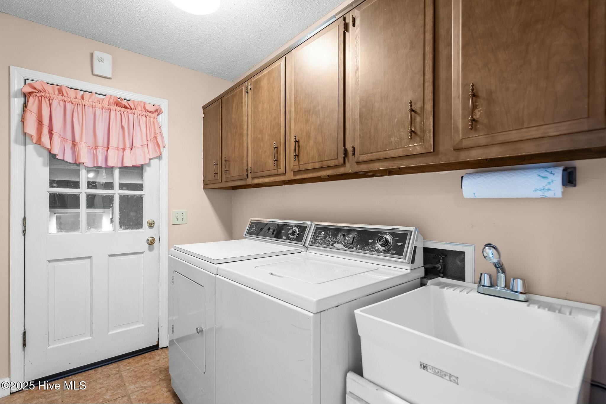 301 R L Honeycutt Drive Property Photo 46