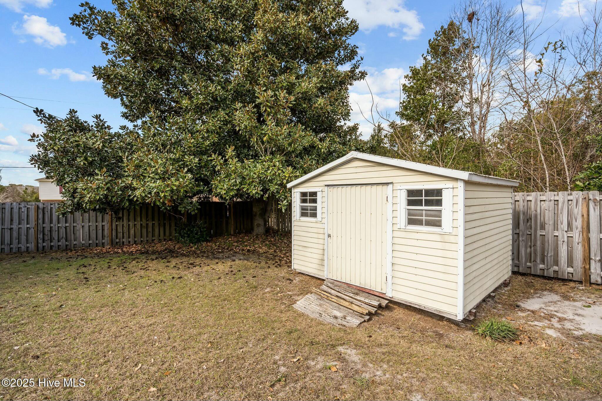301 R L Honeycutt Drive Property Photo 49