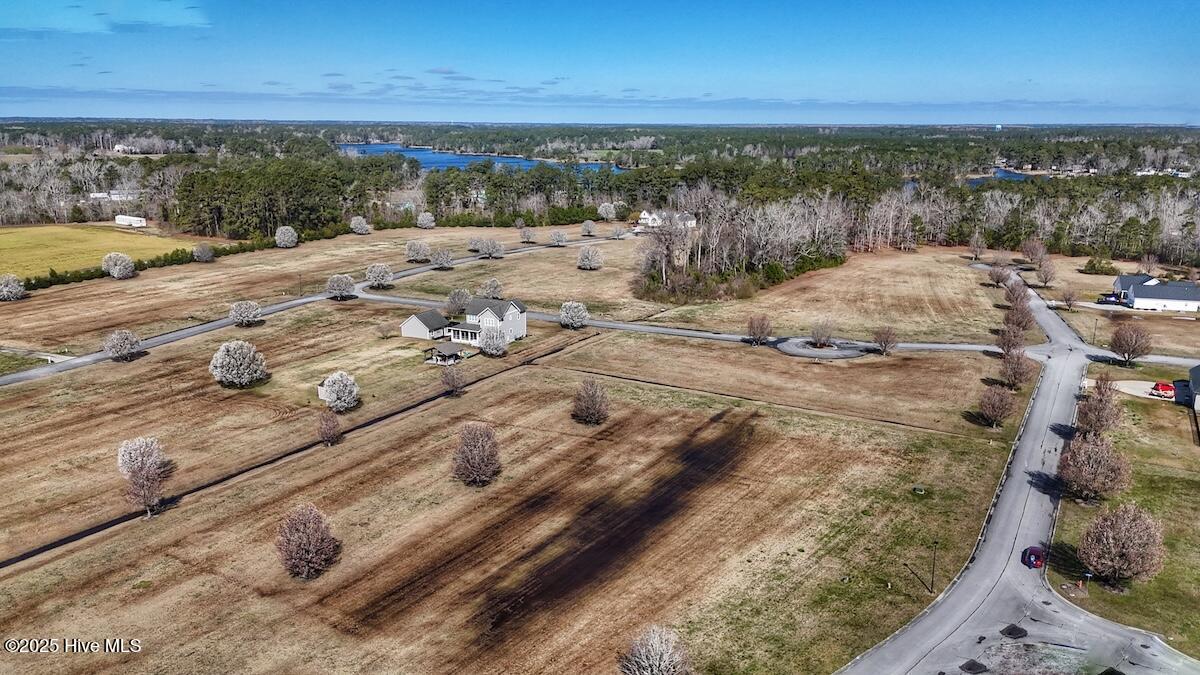 175 Southern Way Property Photo 19