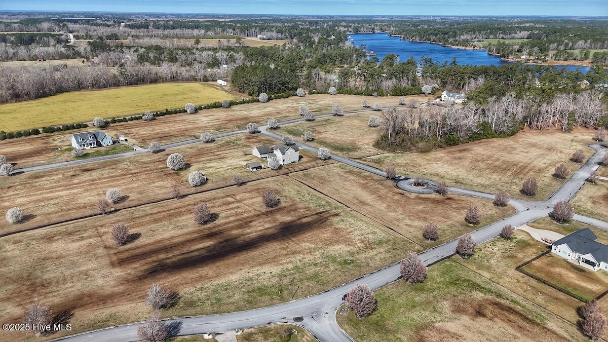 175 Southern Way Property Photo 22